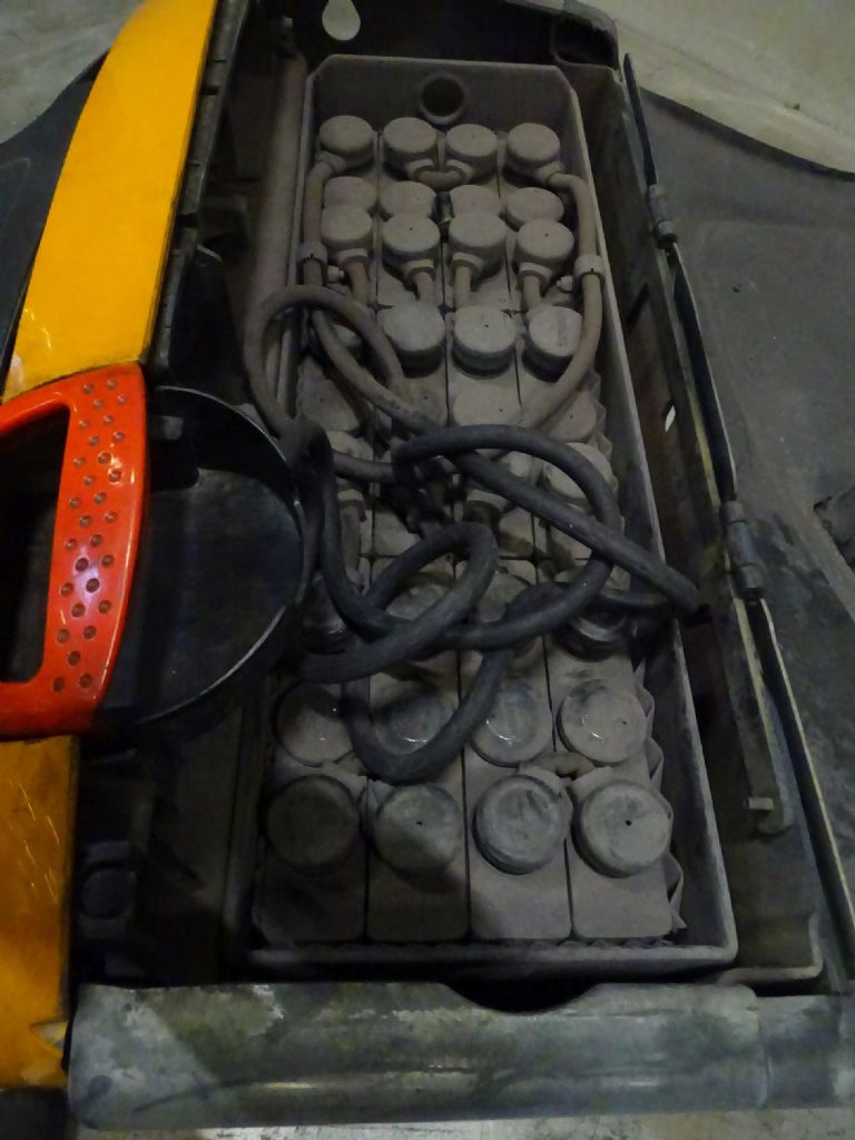 STILL EXU16 Electric Pallet Truck www.blackforxx.com