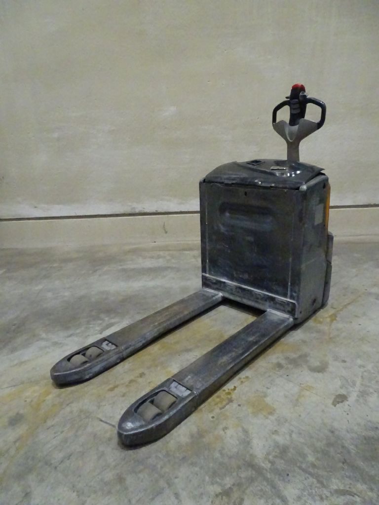 STILL EXU16 Electric Pallet Truck www.blackforxx.com