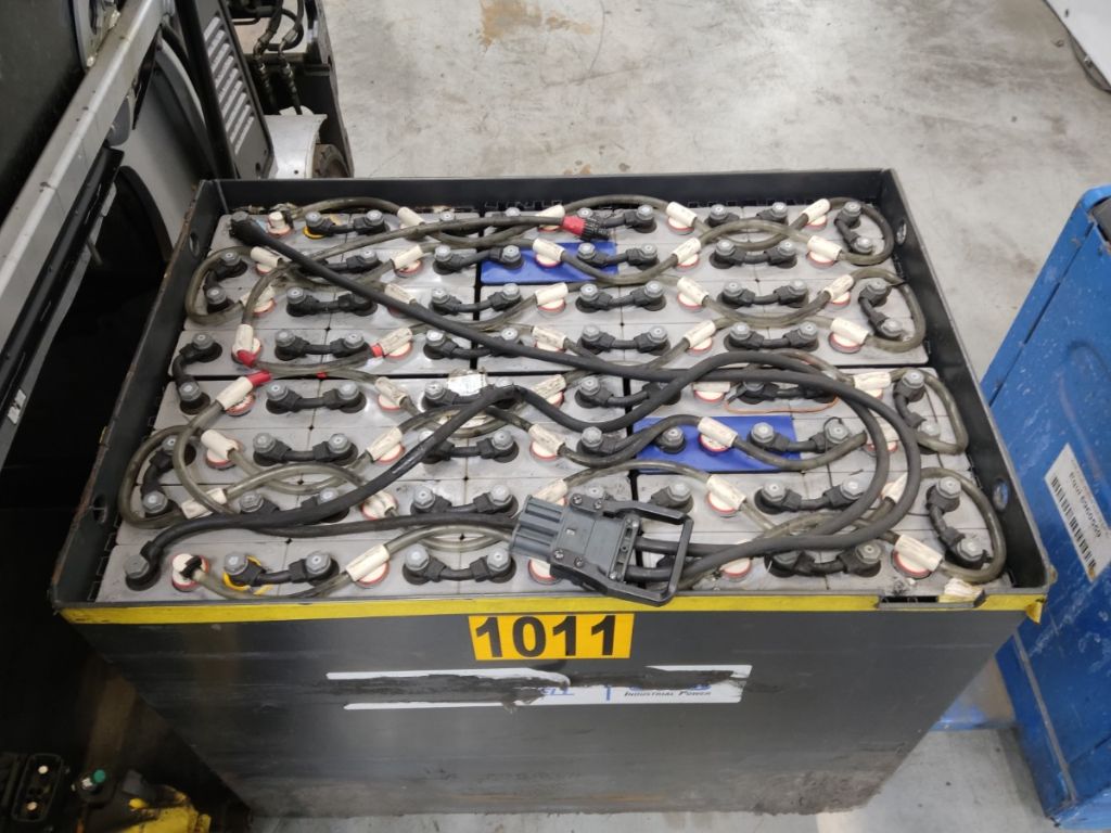 STILL RX60-25 Chariot �lectrique � 4 roues www.blackforxx.com