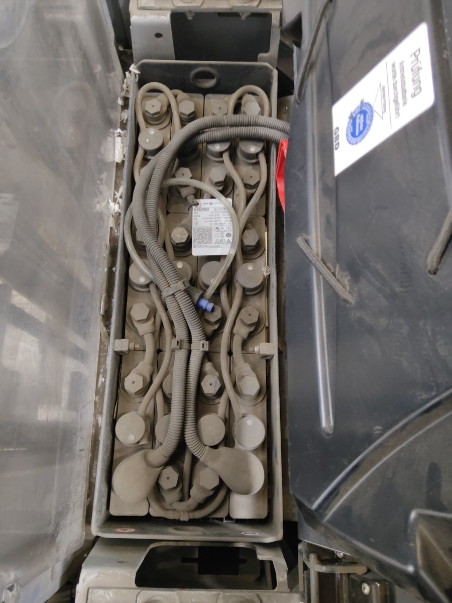 Still EXV-SF14 Hochhubwagen www.blackforxx.com