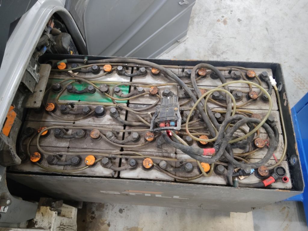 STILL RX20-16C Empilhador el�trico de tr�s rodas www.blackforxx.com