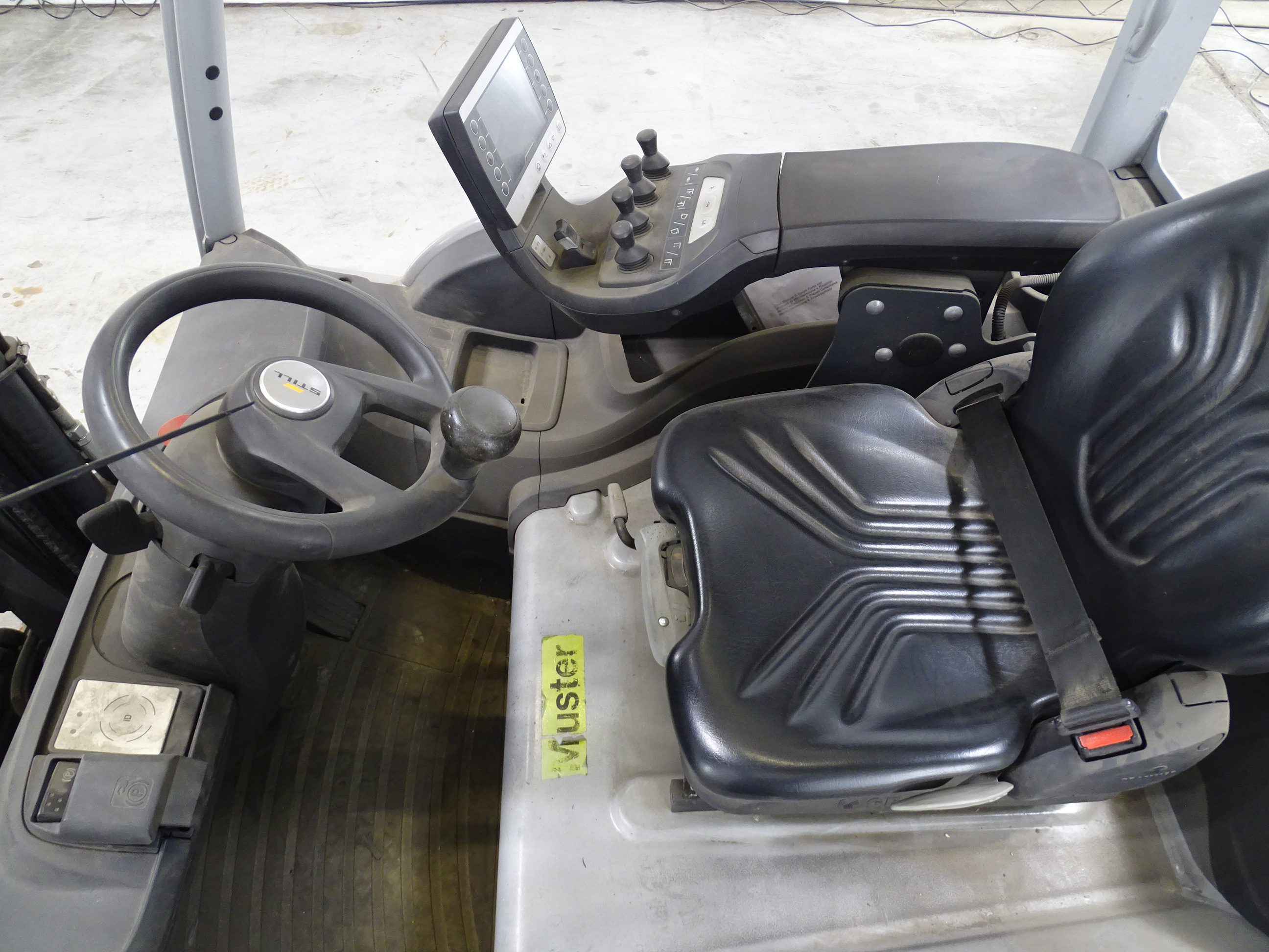 Still RX20-18 Elektro 3 Rad-Stapler www.blackforxx.com