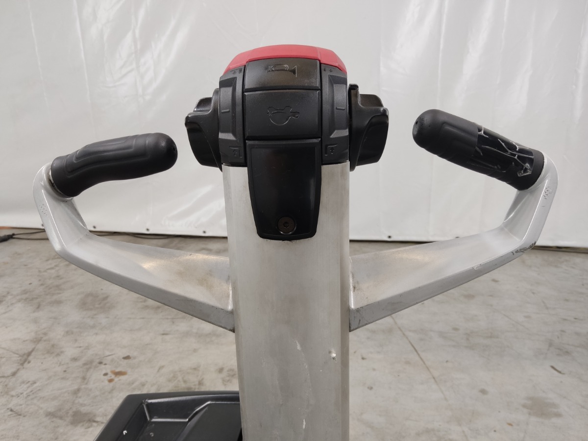 Weitere MDW160 Electric Pallet Truck www.blackforxx.com