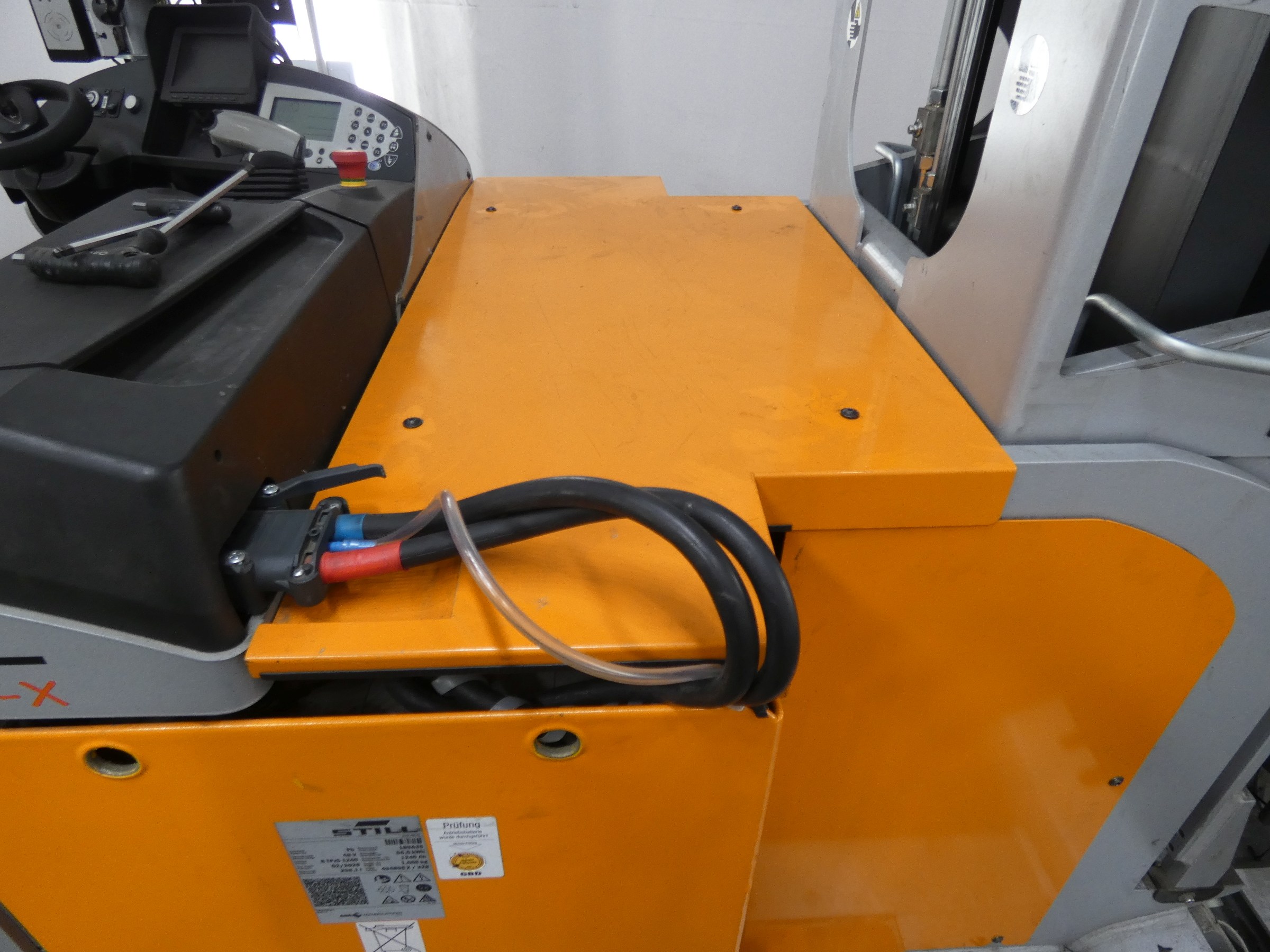 Still GX-X High Level Order Picker www.blackforxx.com