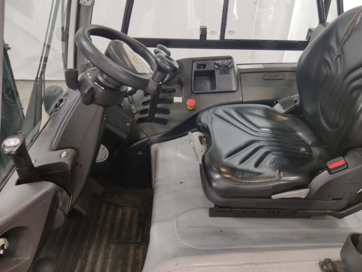 Still RX60-25 Elektryczny 4-kolowy www.blackforxx.com