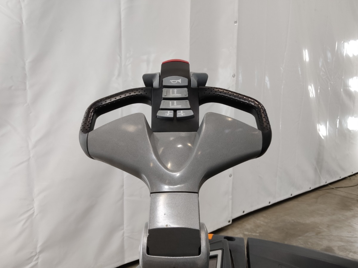 Still EXV-SF20I/BATT.NEU High Lift stacker www.blackforxx.com