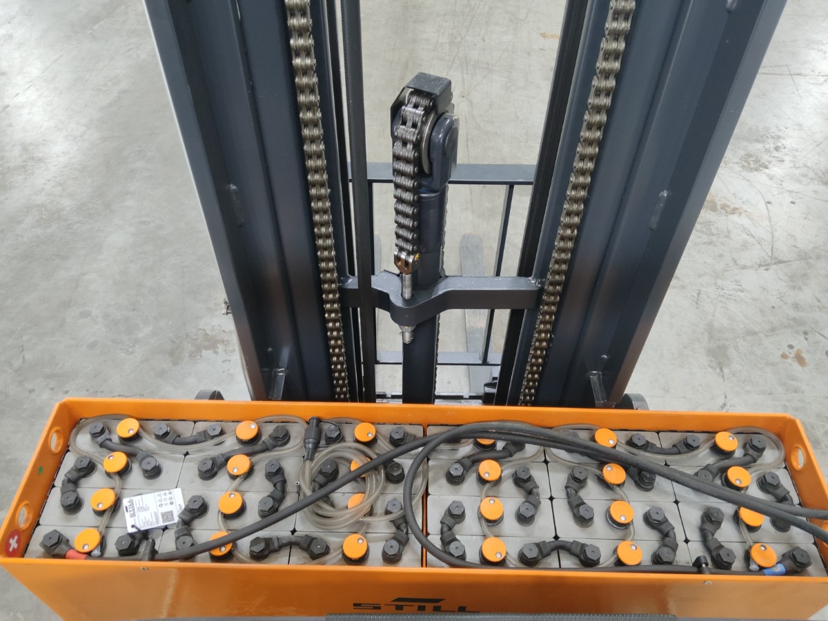 Still FM-X14 Schubmaststapler www.blackforxx.com