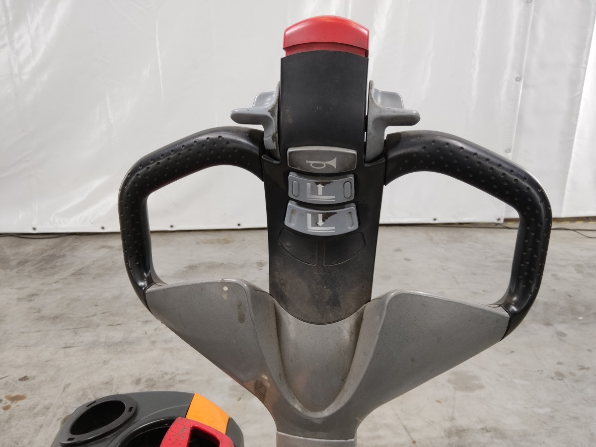 Still EXU16 Electric Pallet Truck www.blackforxx.com