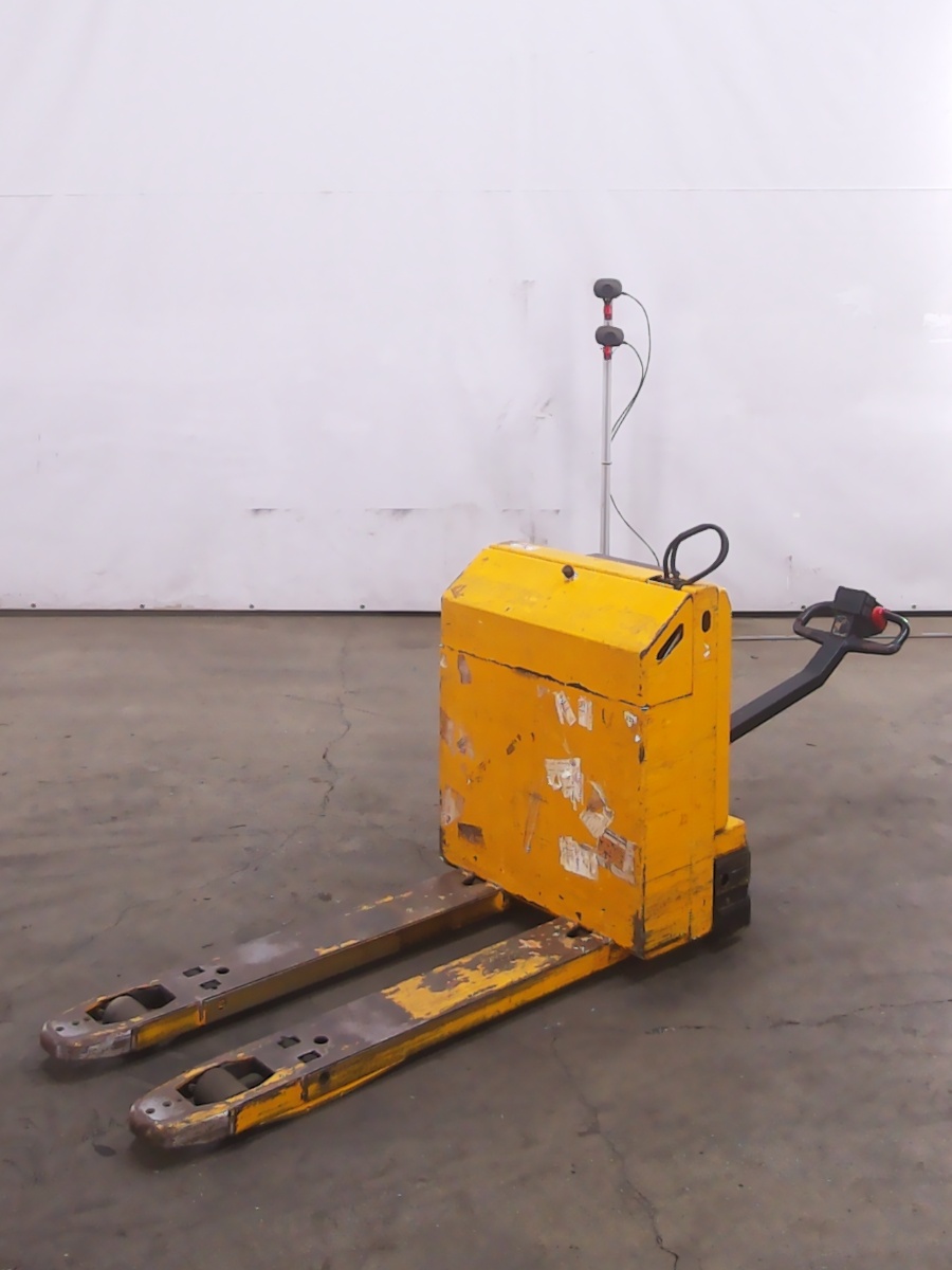 Jungheinrich EJELK14 Electric Pallet Truck www.blackforxx.com