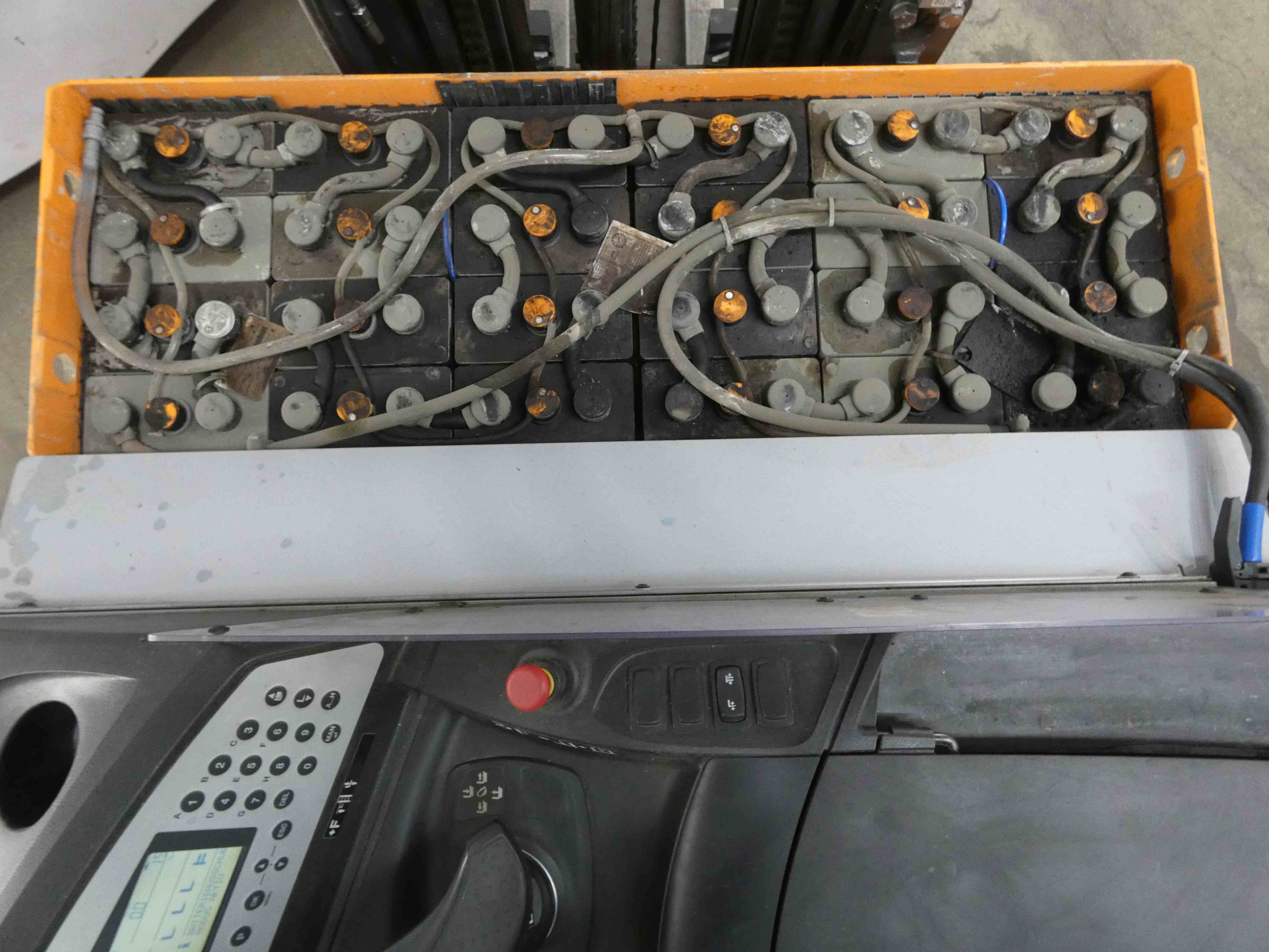 Still FM-X17 Reach Truck www.blackforxx.com
