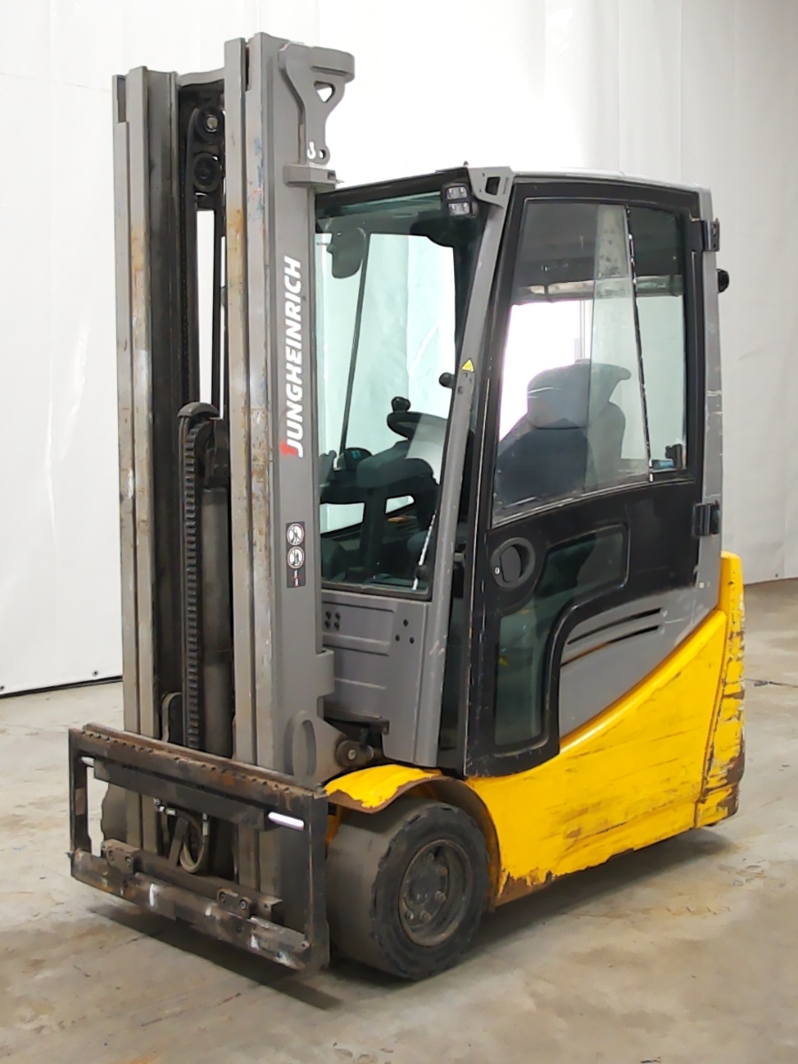 Jungheinrich EFG218K Elctrica de 3 ruedas www.blackforxx.com