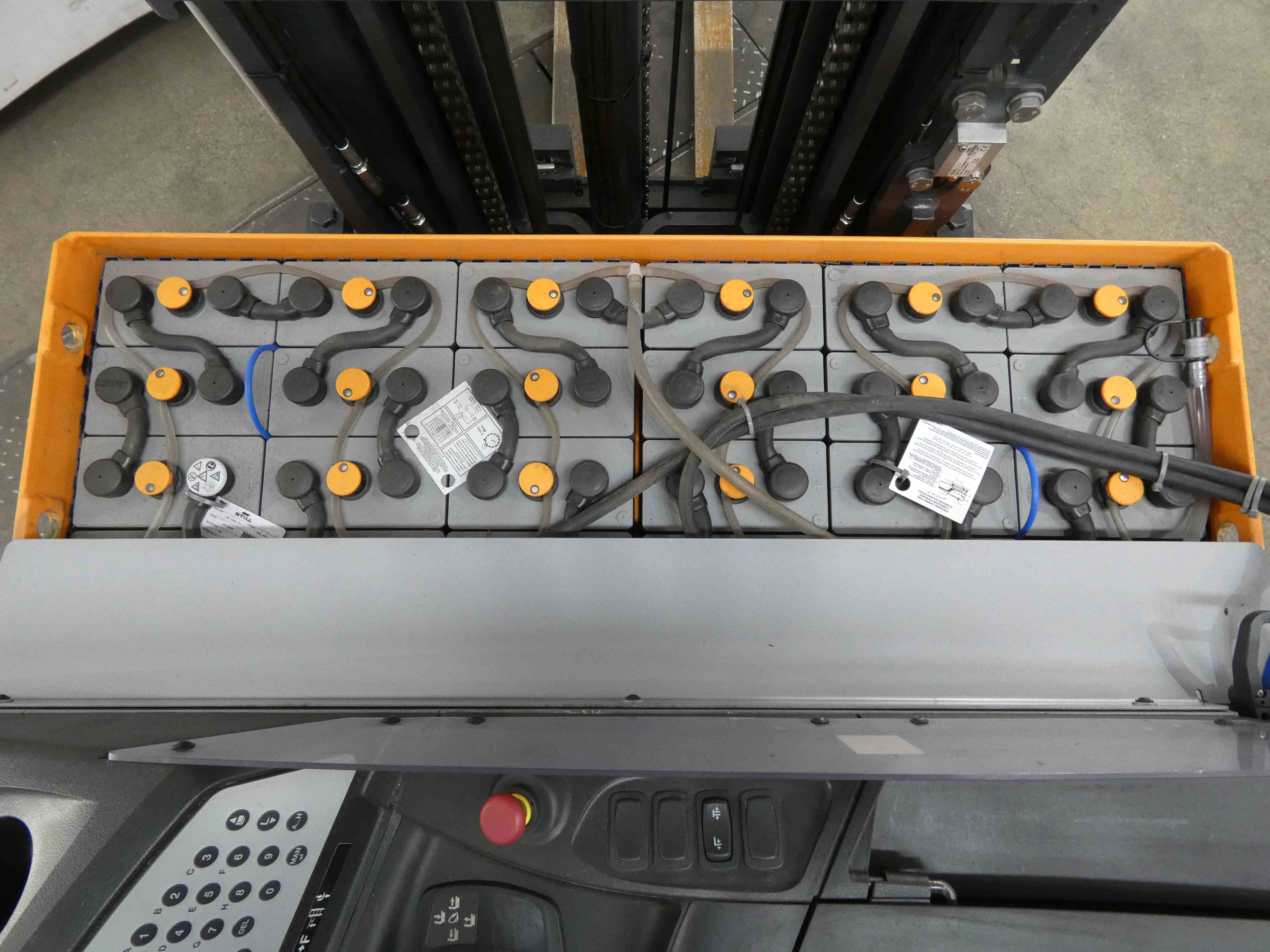 Still FM-X17 Reach Truck www.blackforxx.com