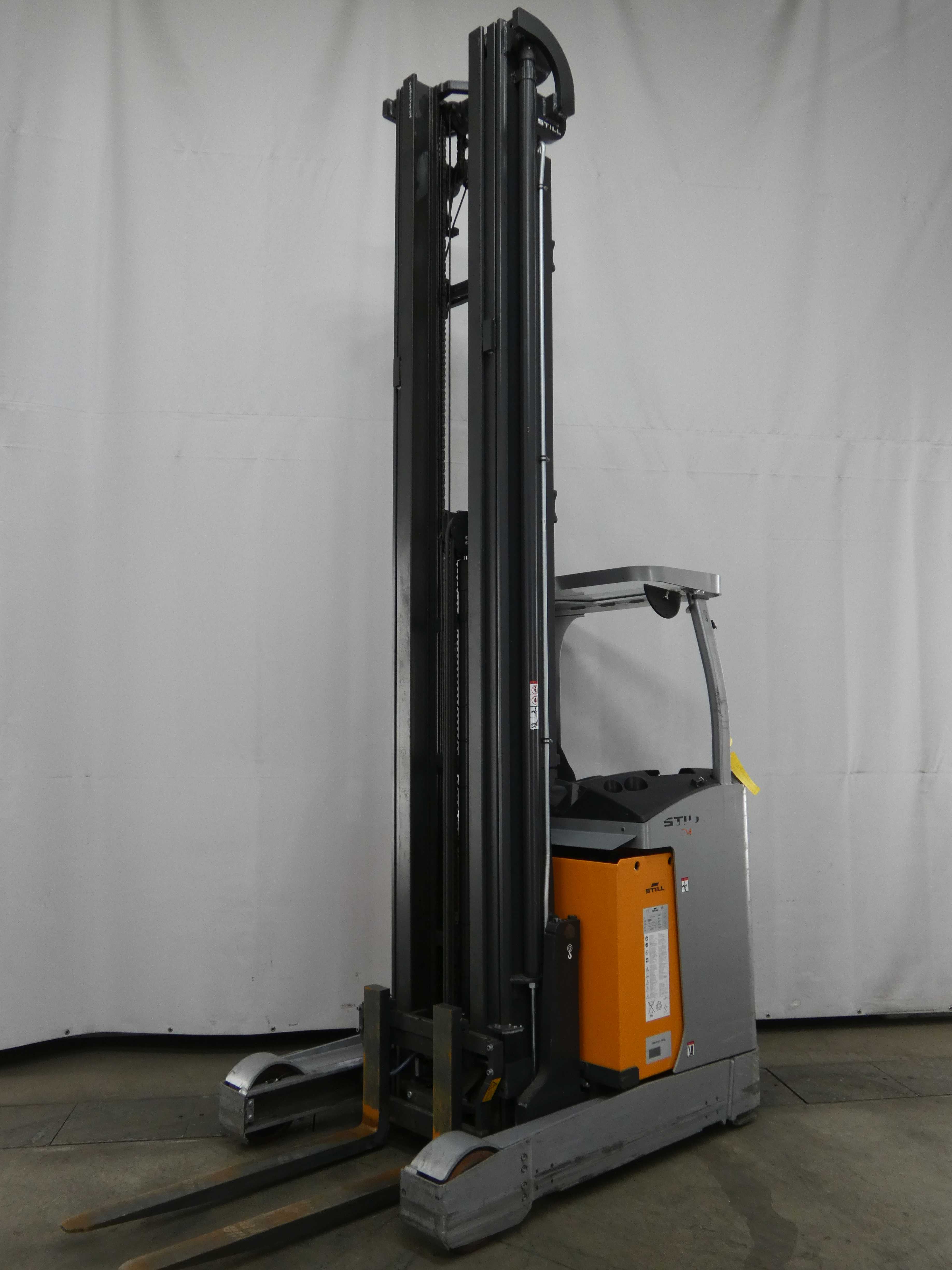 Still FM-X17 Reach Truck www.blackforxx.com