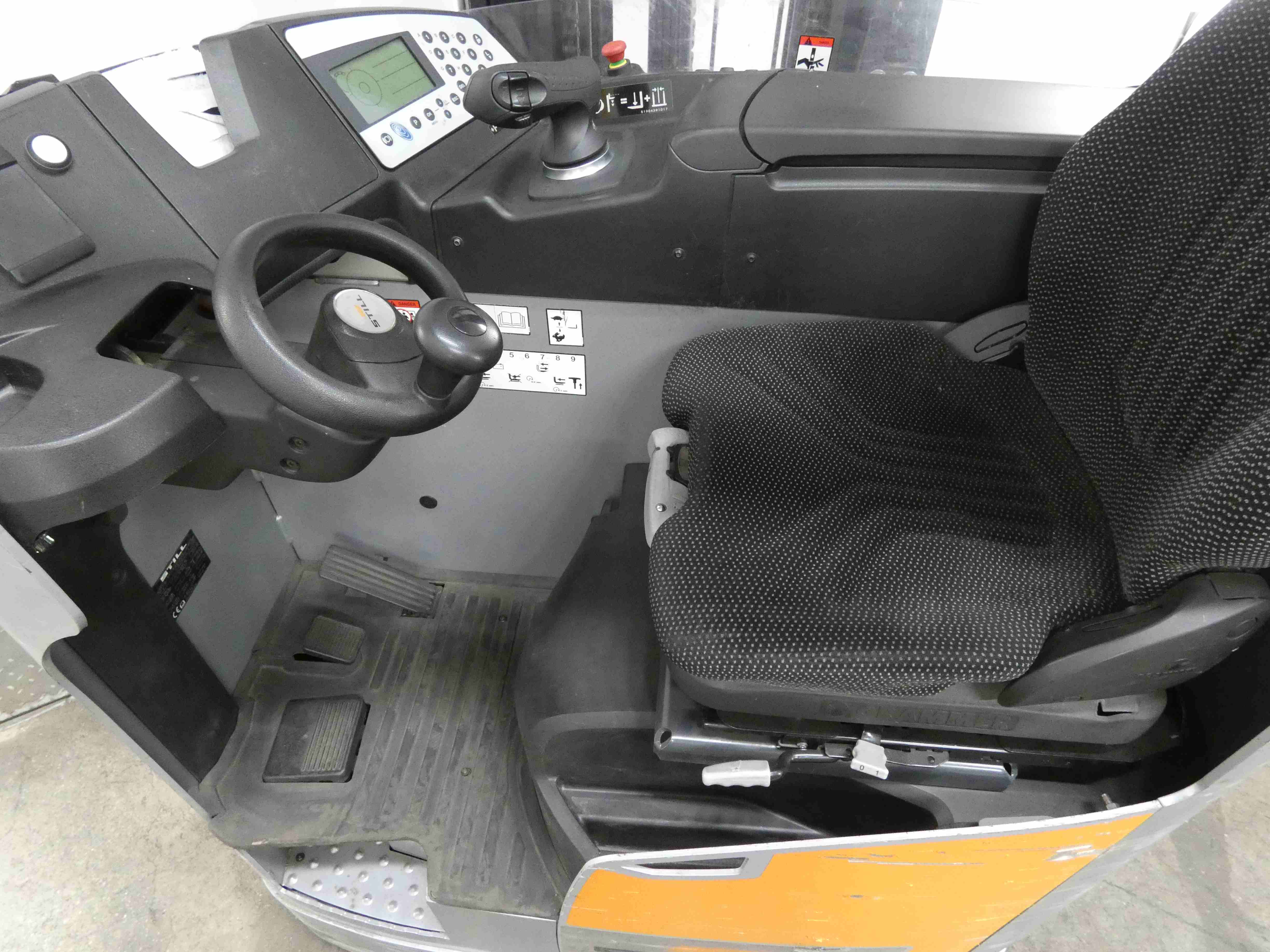 Still FM-X17 Reach Truck www.blackforxx.com