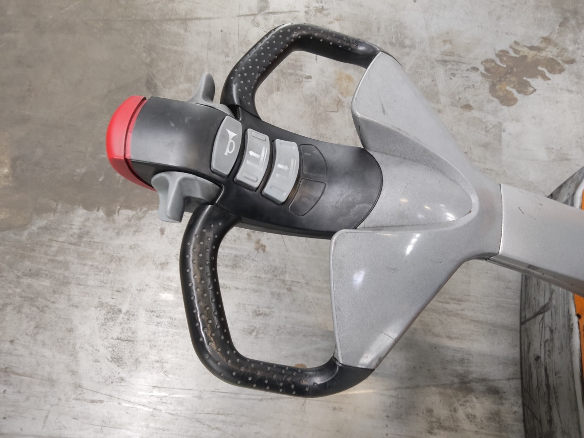 Still EXV20/950MM Apilador el�ctrico www.blackforxx.com