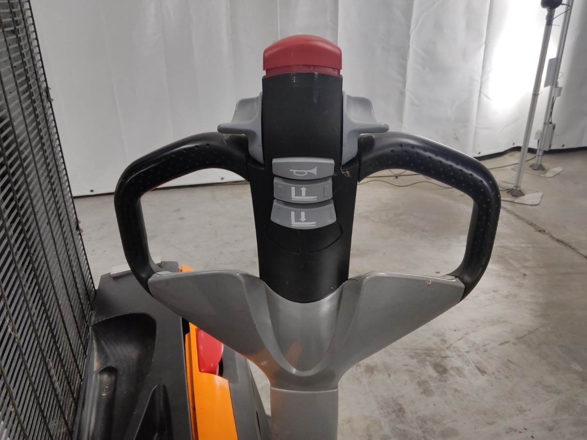 Still EXV10 High Lift stacker www.blackforxx.com