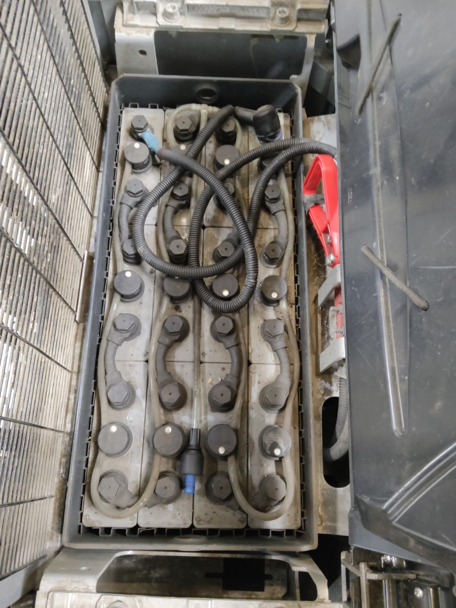 Still EXV16 Hochhubwagen www.blackforxx.com