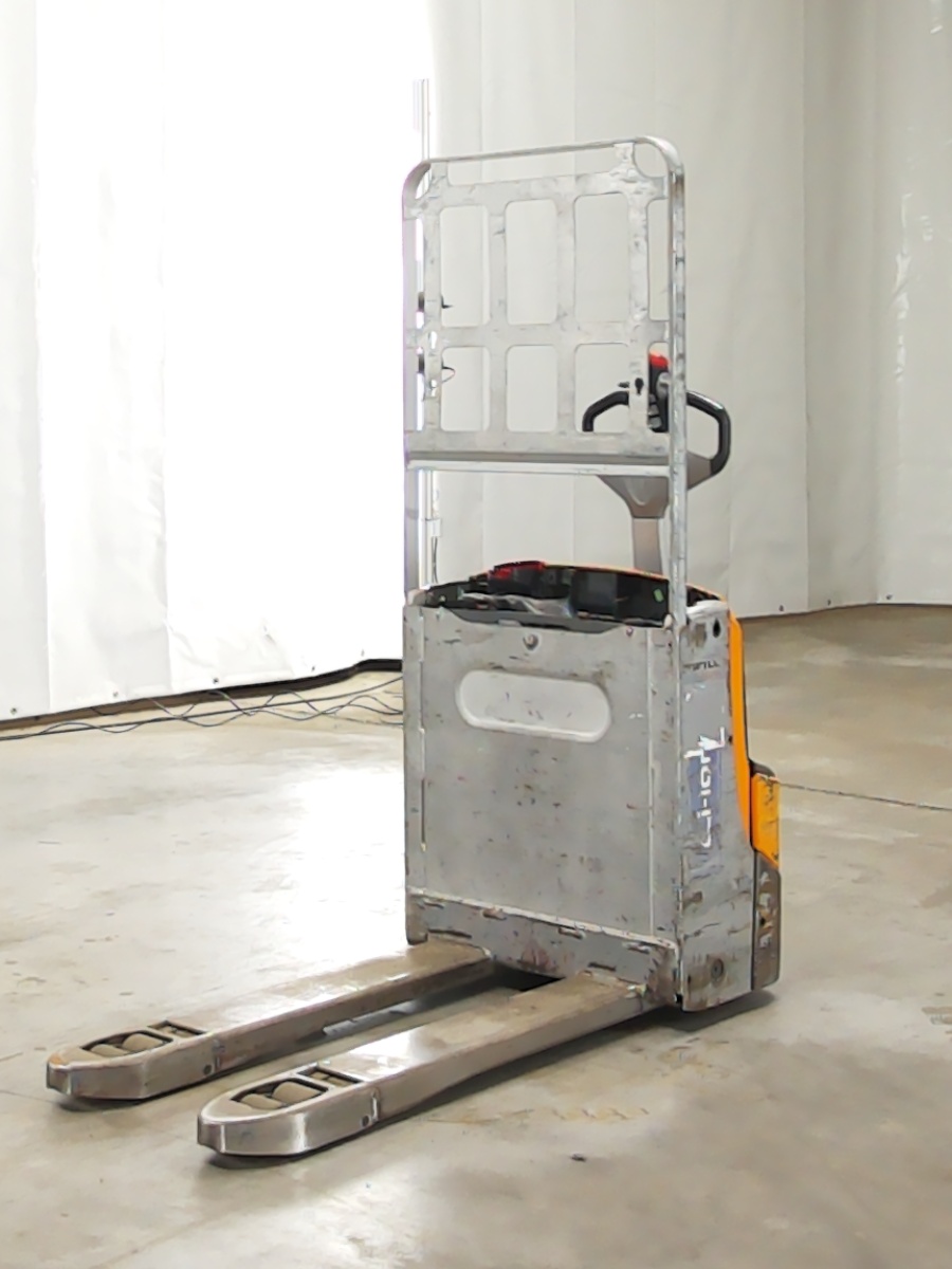 Still EXU16/LIION Transpallet elettrico www.blackforxx.com