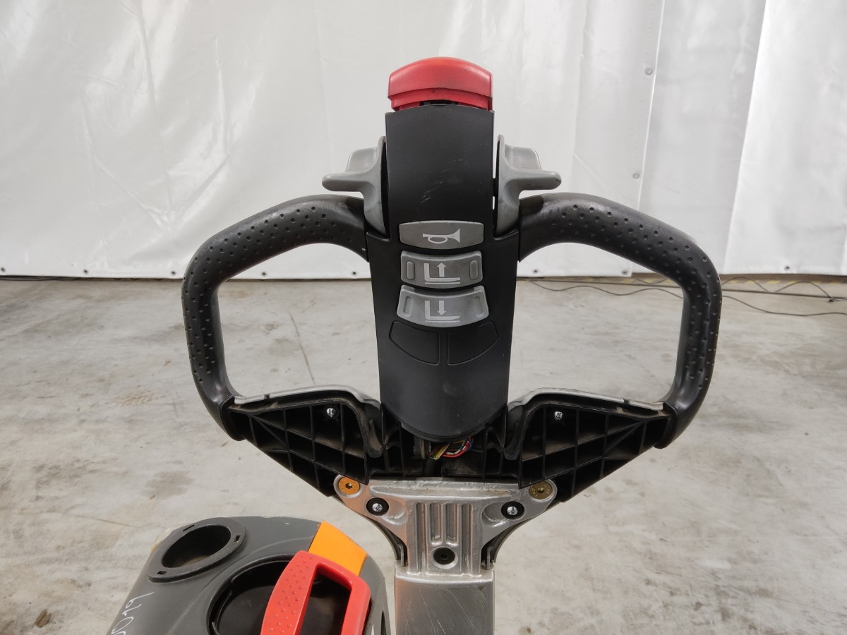 STILL EXU16 Electric Pallet Truck www.blackforxx.com