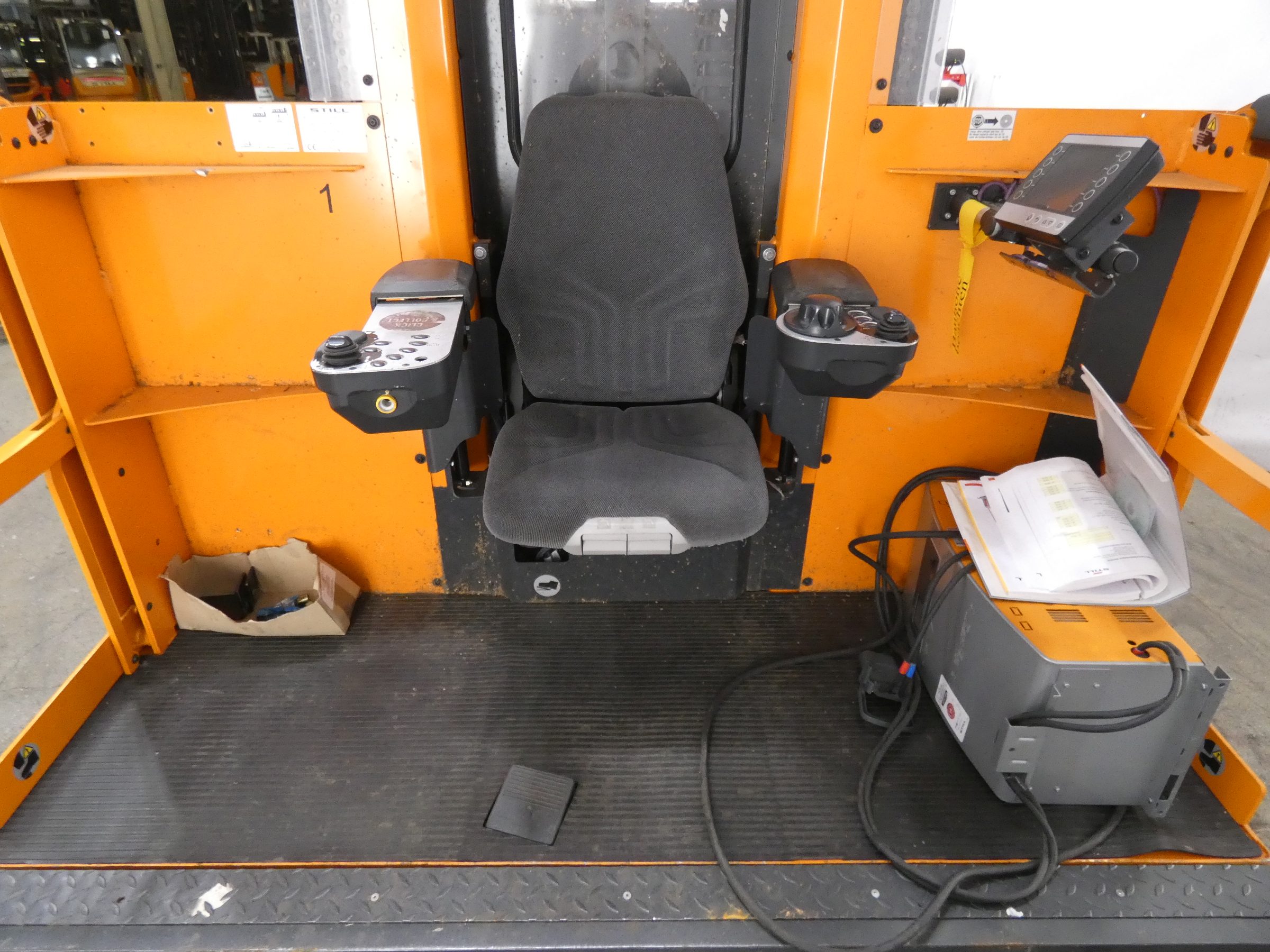 Still MX-X/2400MM Hochhubkommissionierer www.blackforxx.com