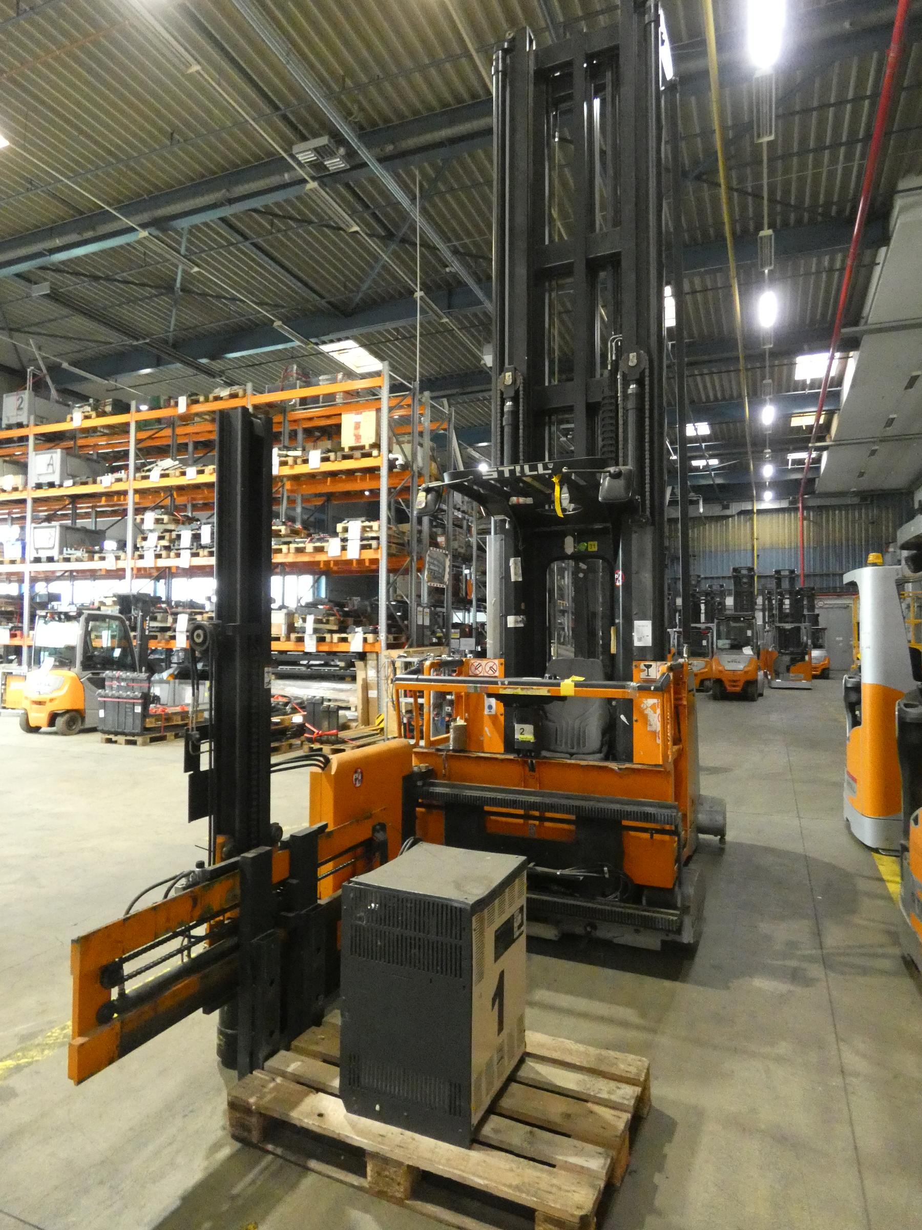 Still MX-X Selecionador de encomendas de alta elevao www.blackforxx.com