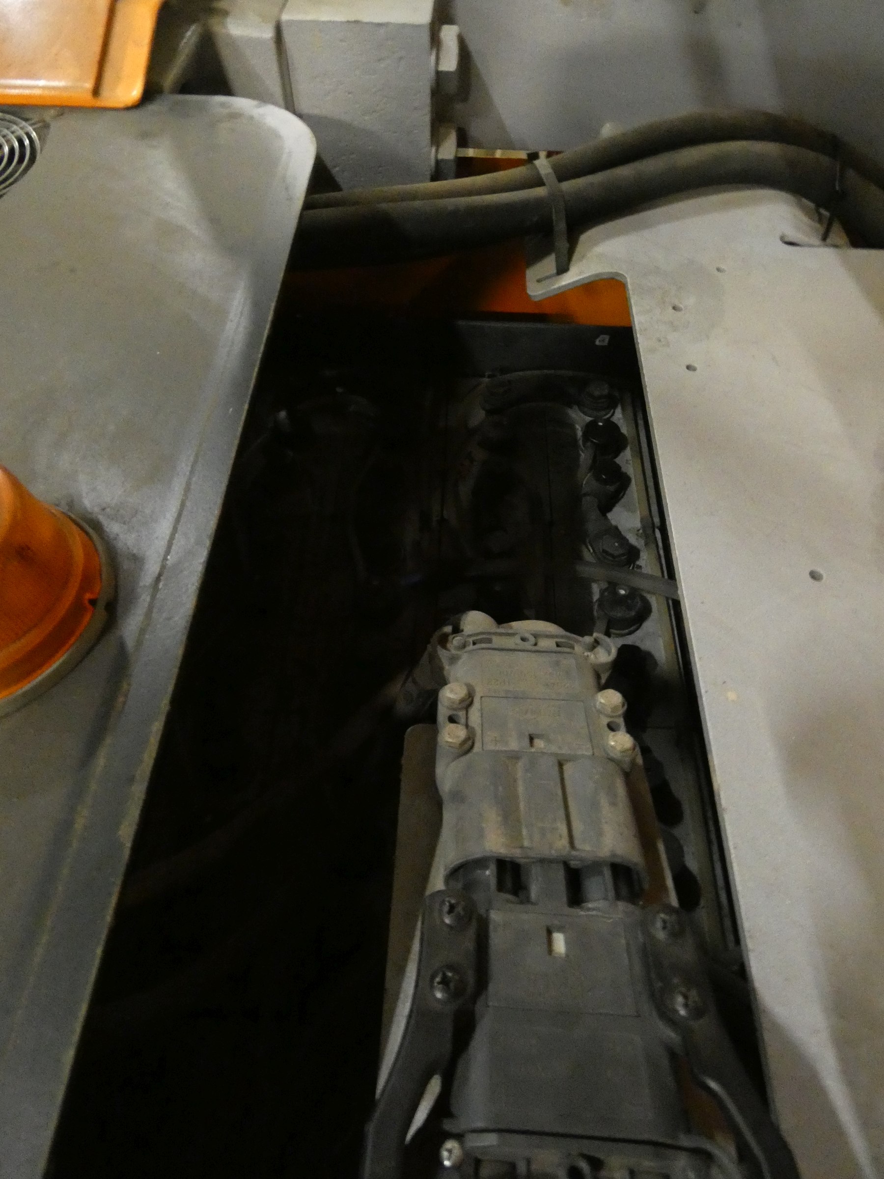 Still MX-X Selecionador de encomendas de alta elevao www.blackforxx.com