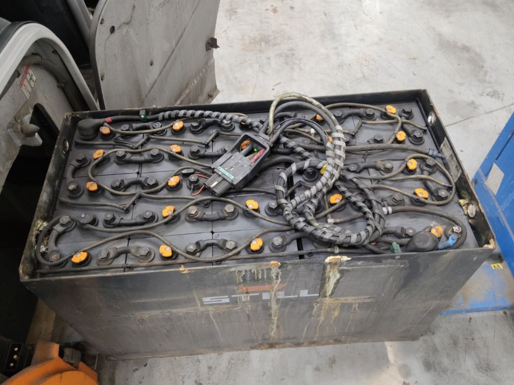 STILL RX20-20P Chariot �lectrique � 4 roues www.blackforxx.com