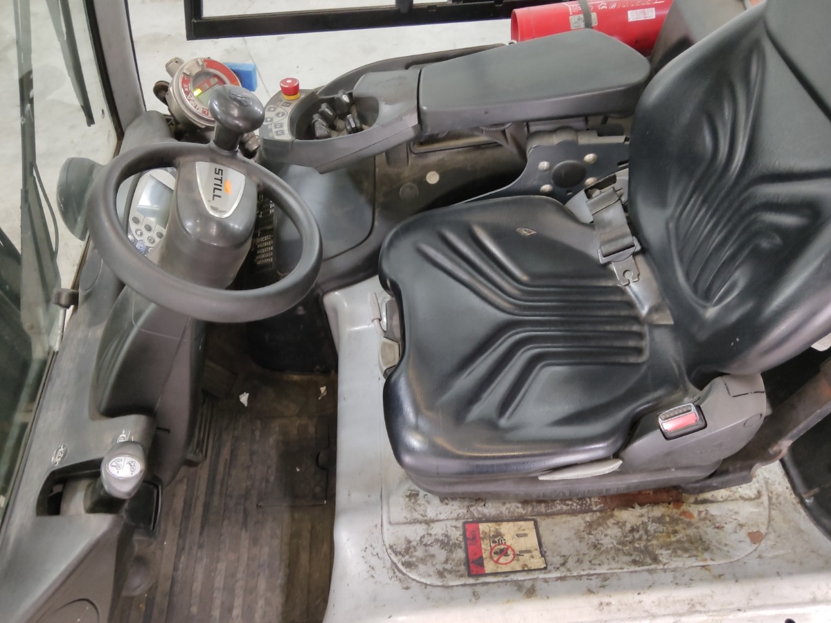 STILL RX20-20P Chariot �lectrique � 4 roues www.blackforxx.com