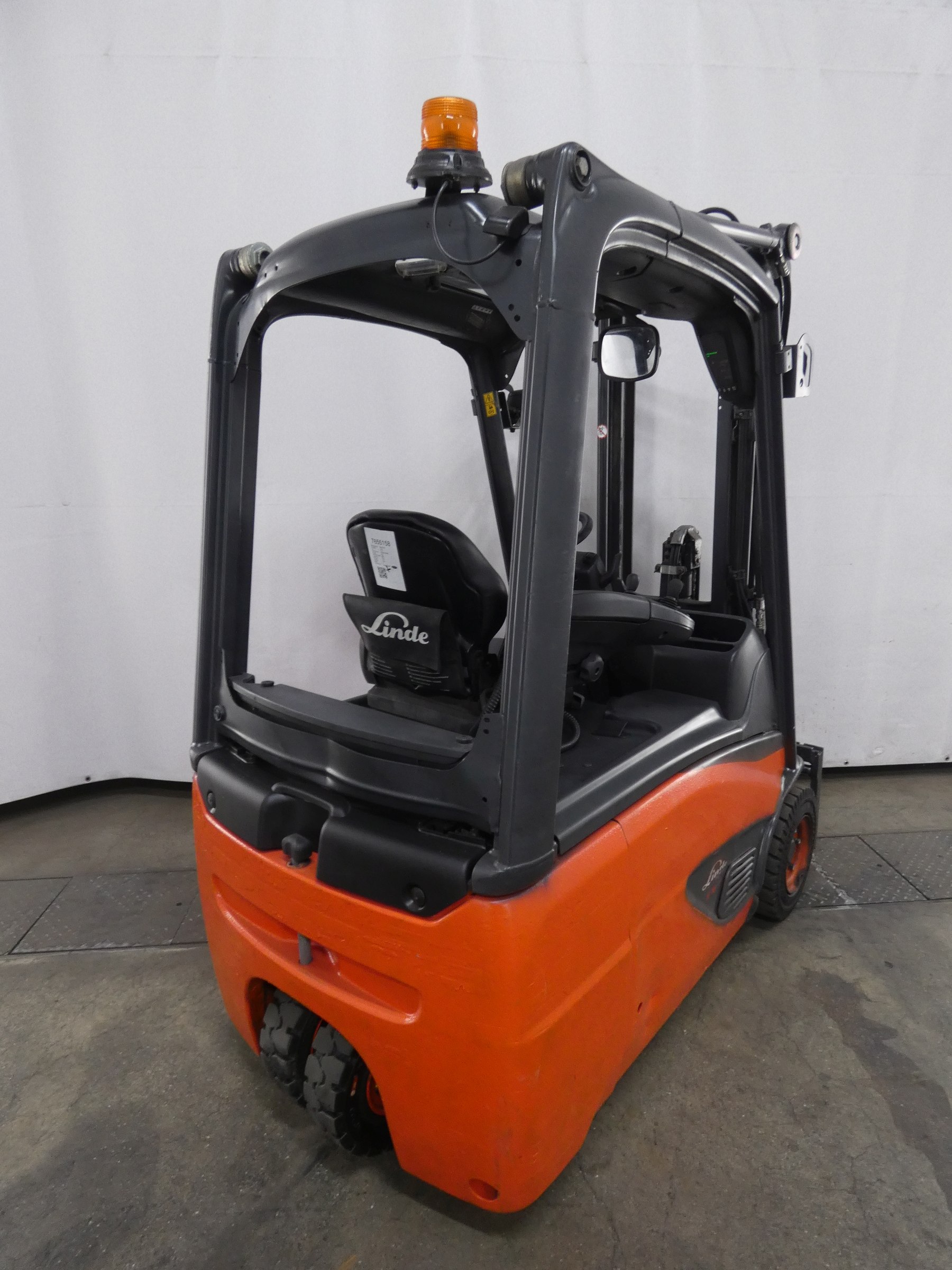 Linde E16 Elektryczny 3-kolowy www.blackforxx.com
