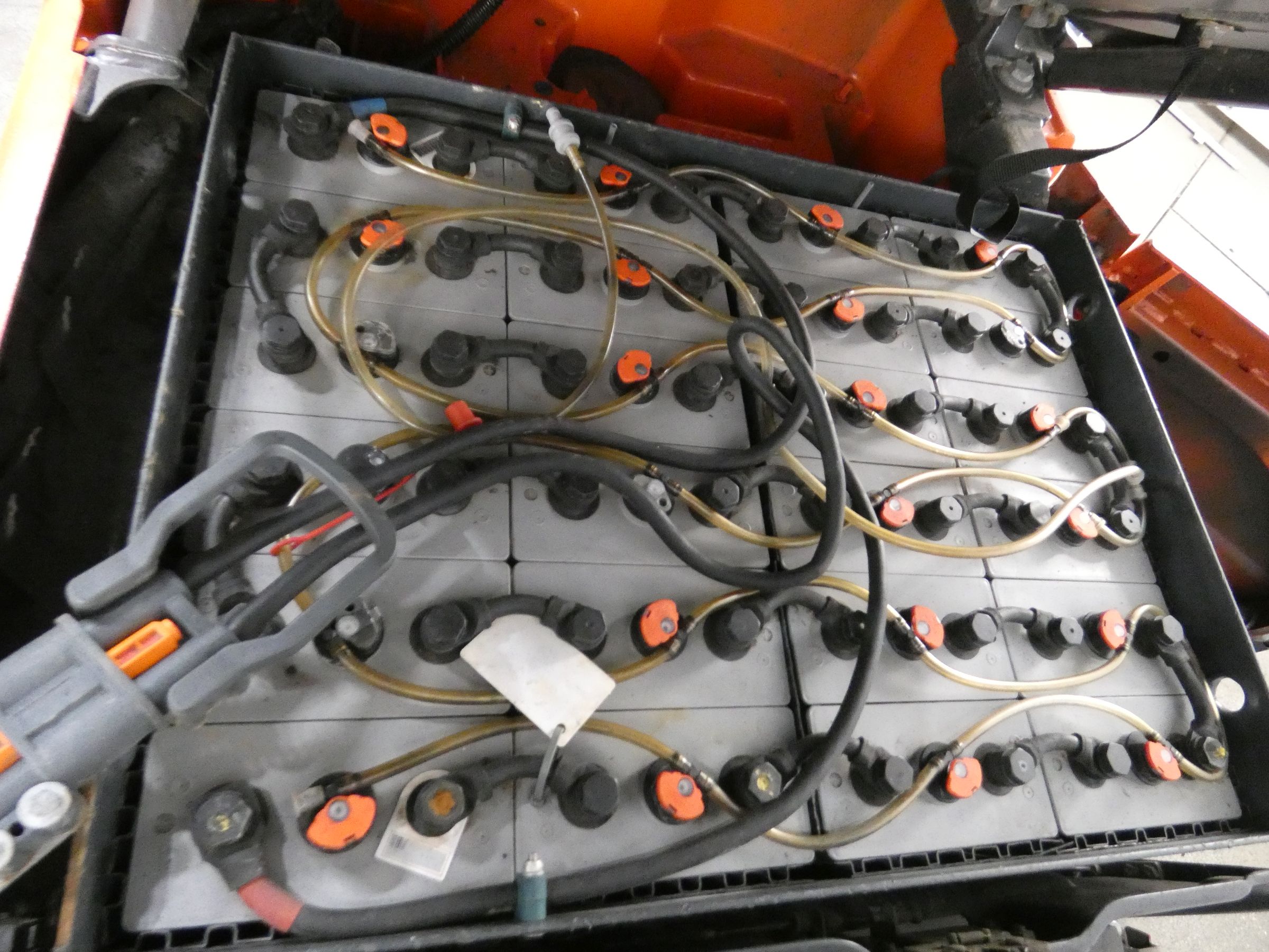 LINDE E16 Elektro 3 Rad-Stapler www.blackforxx.com