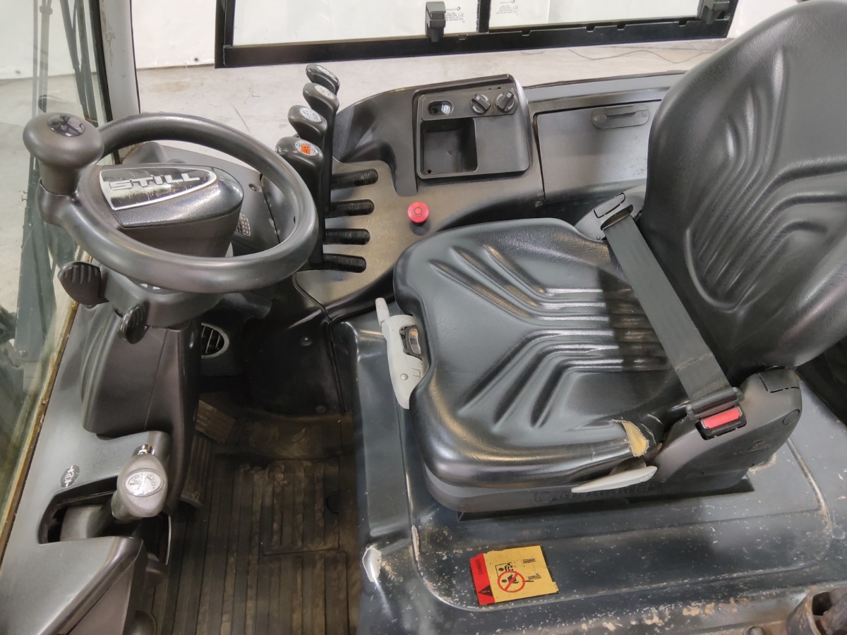 Still RX60-30 Elektryczny 4-kolowy www.blackforxx.com