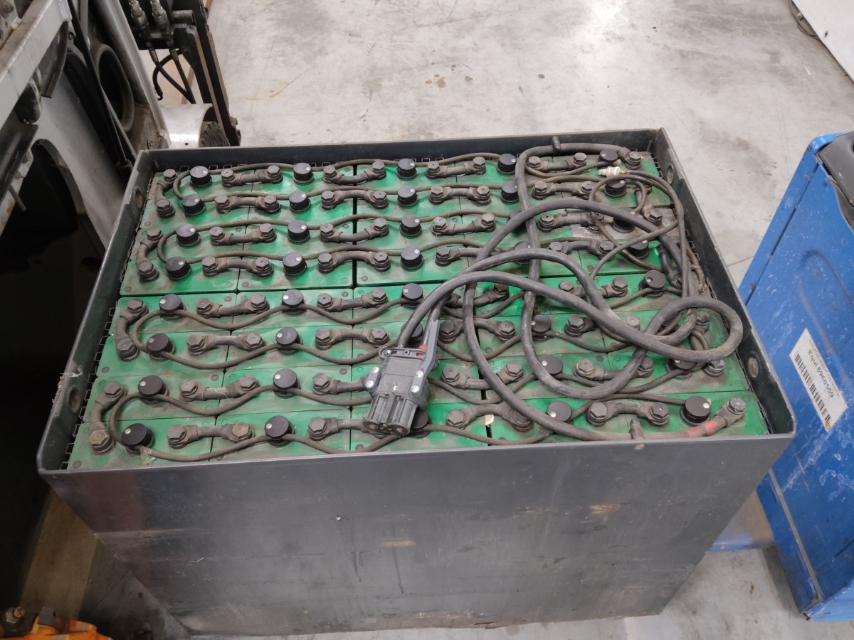 Still RX60-30 Elektryczny 4-kolowy www.blackforxx.com