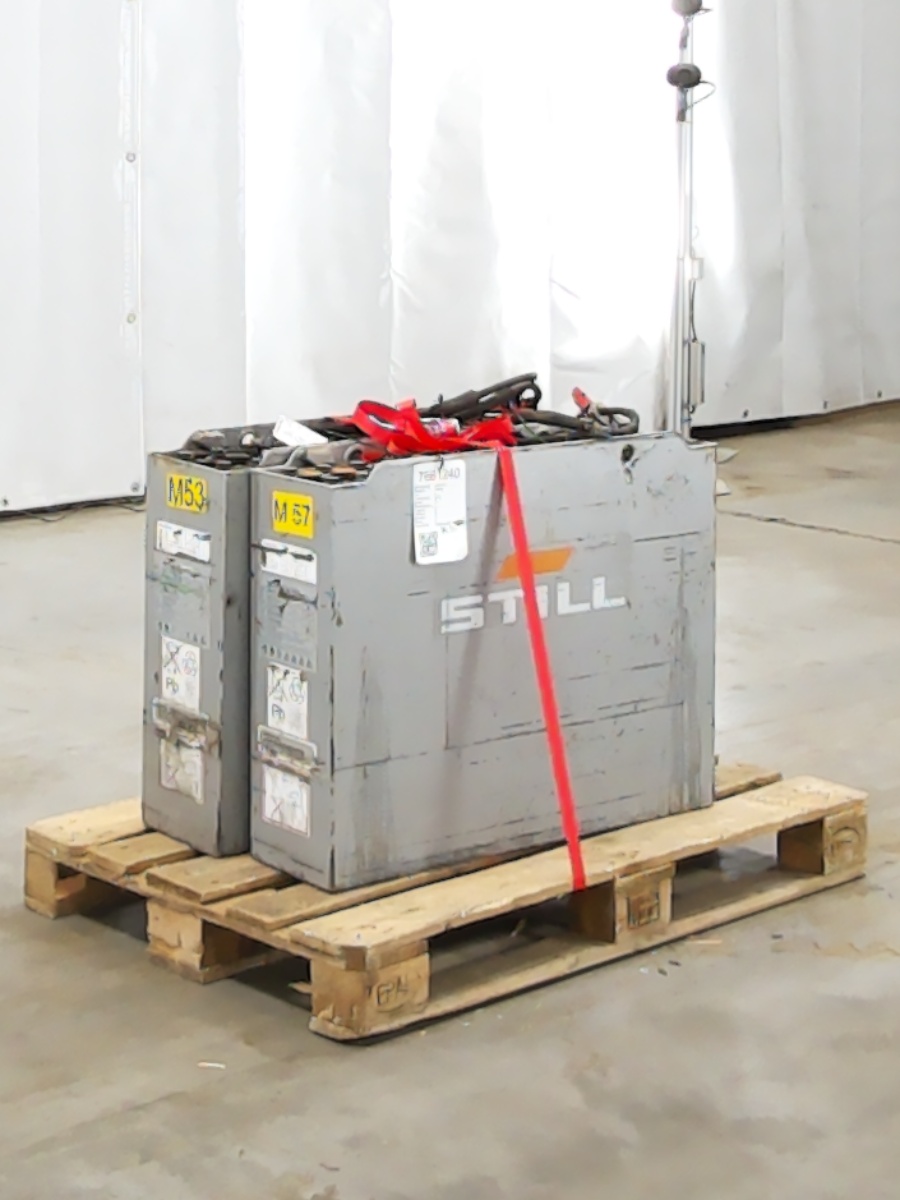 Weitere 2XBATTERIEN Autres www.blackforxx.com