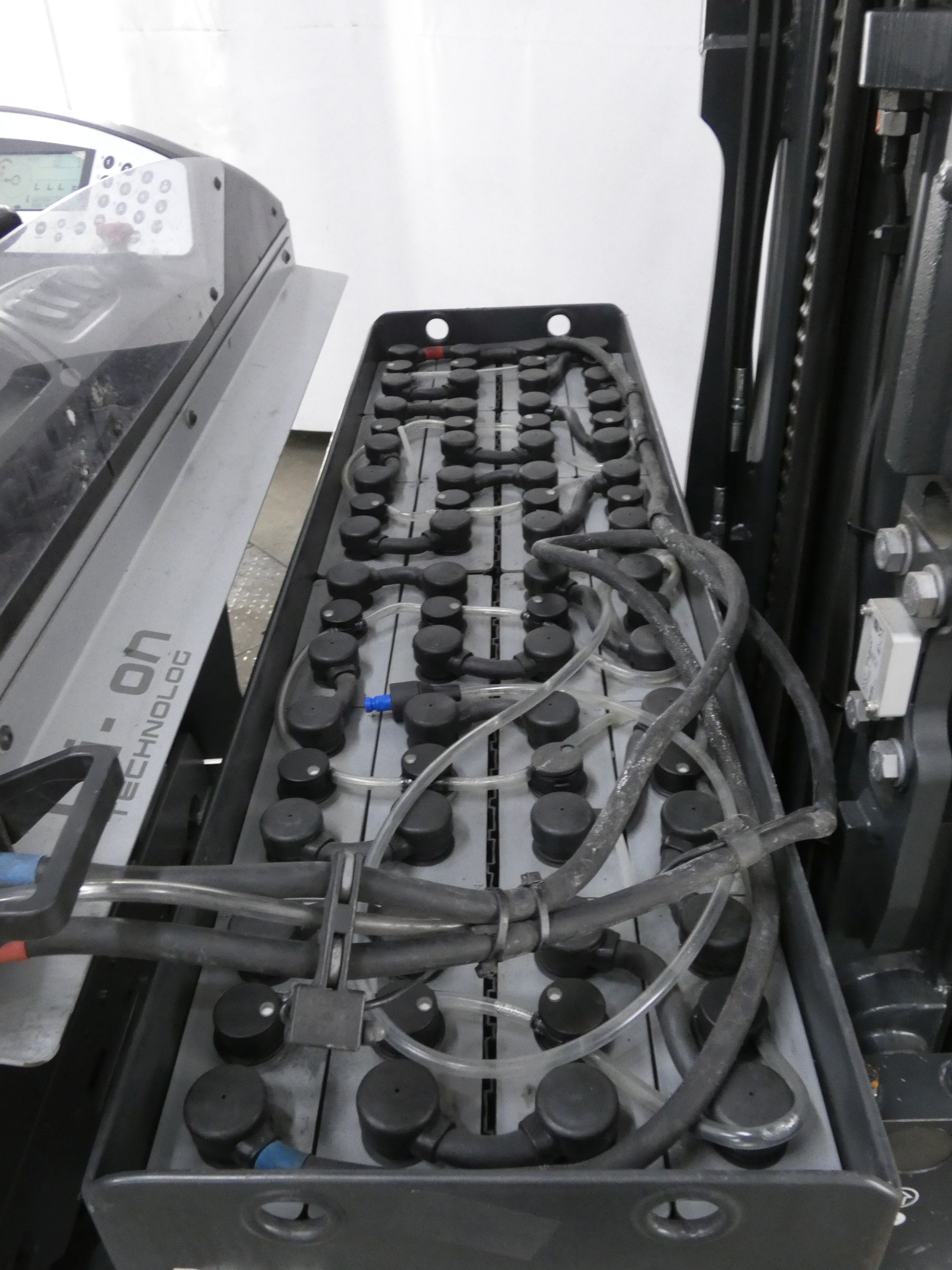 Still FM-X14 Штабелeр-ричтрак www.blackforxx.com