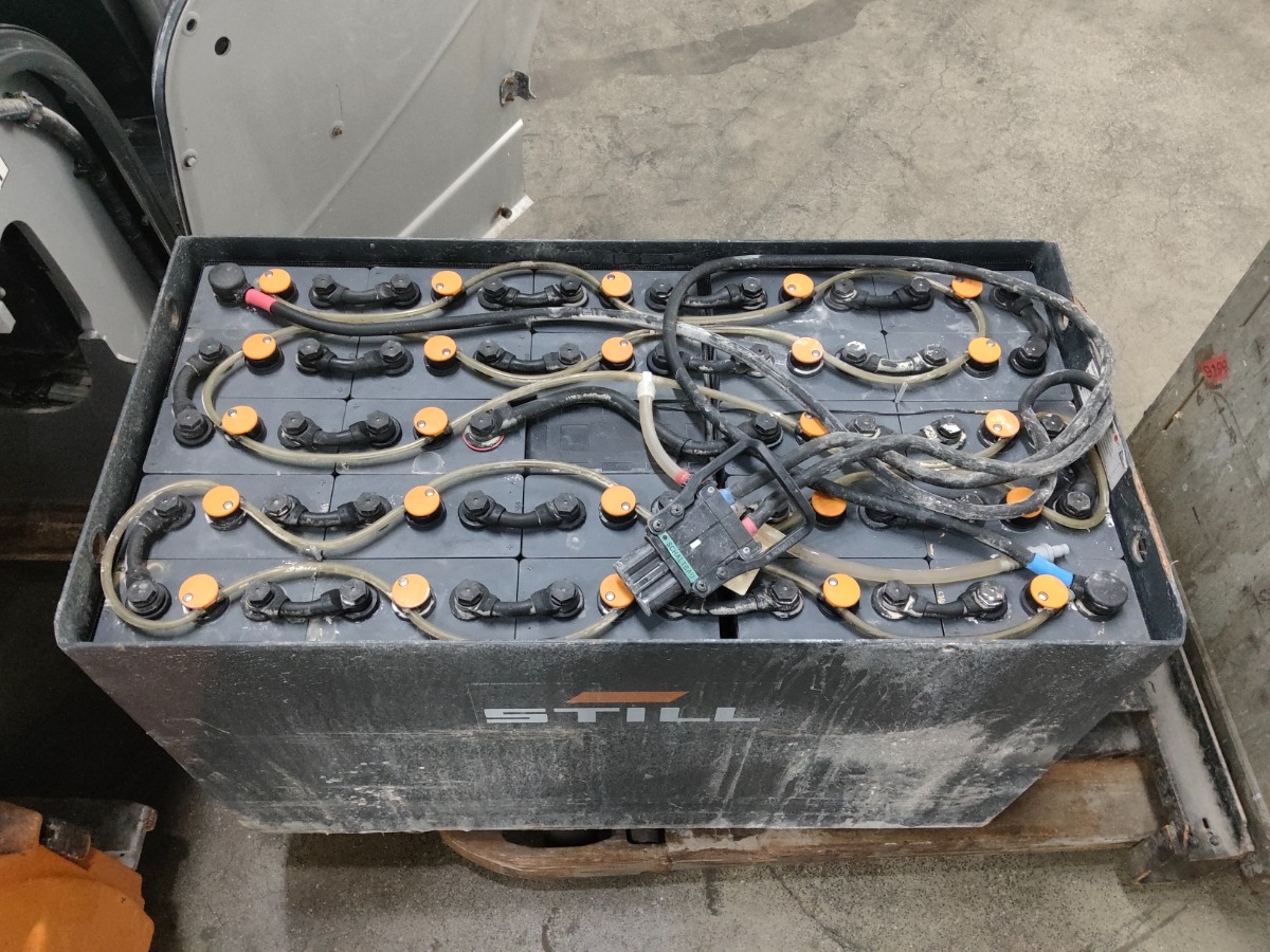 Still RX20-20 Elektro 3 Rad-Stapler www.blackforxx.com