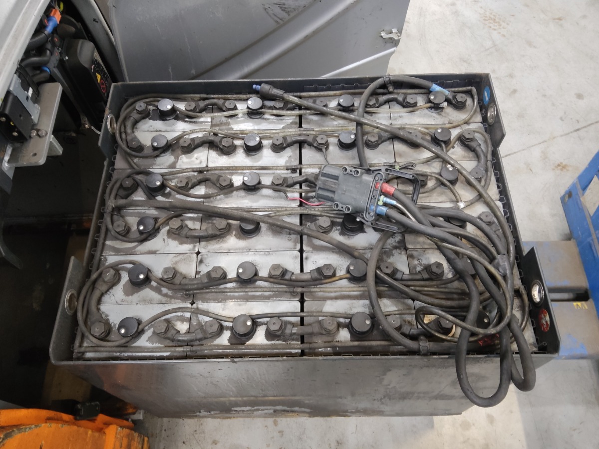 Still RX20-18 Electric 3-wheel forklift www.blackforxx.com