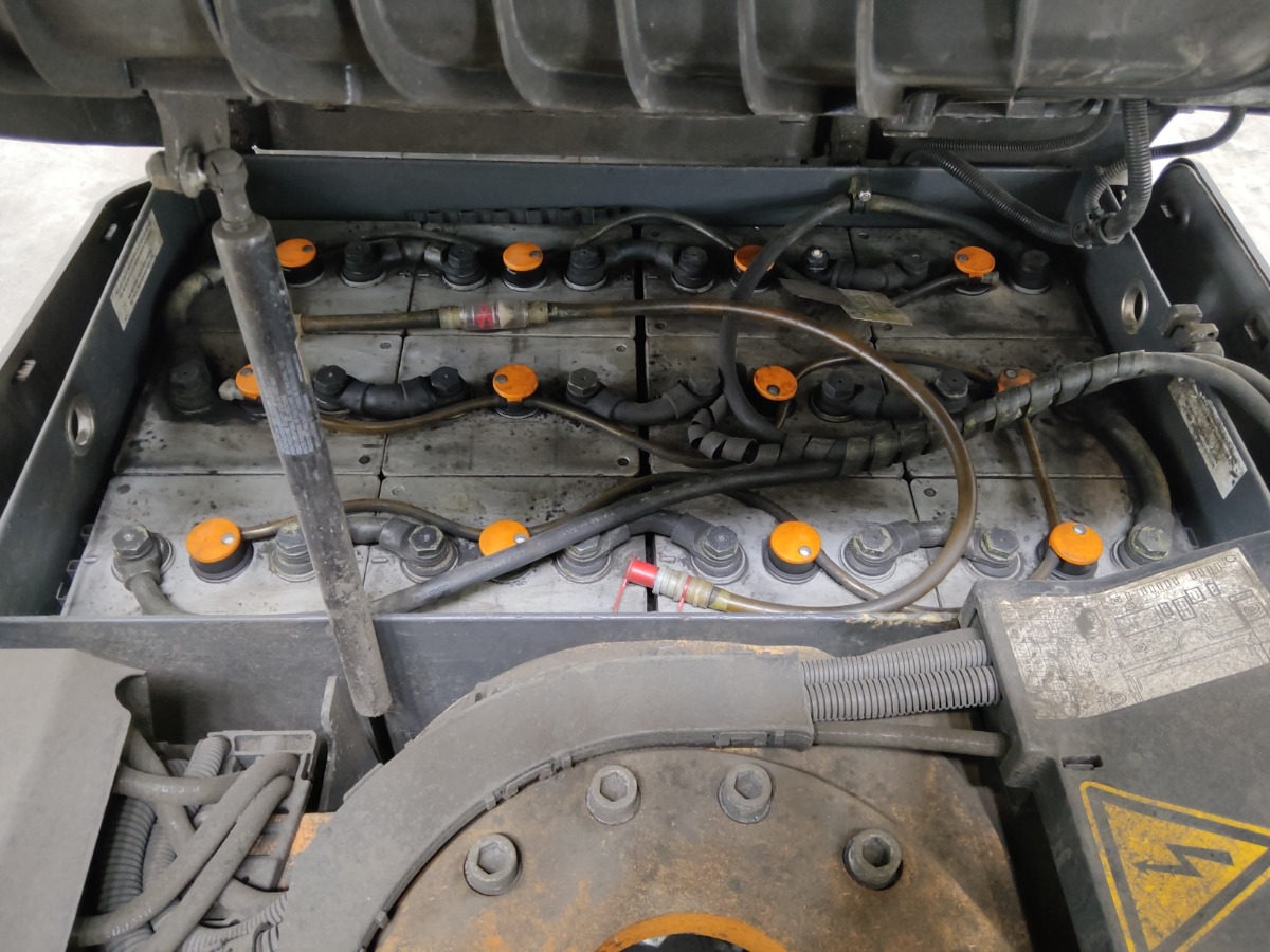 Still RX50-15 Elctrica de 3 ruedas www.blackforxx.com