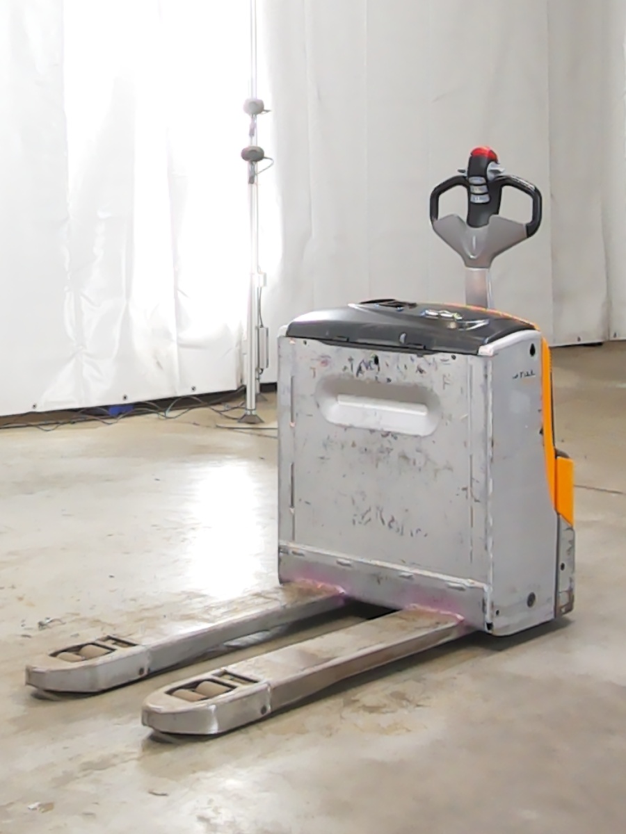 Still EXU18 Niederhubwagen www.blackforxx.com