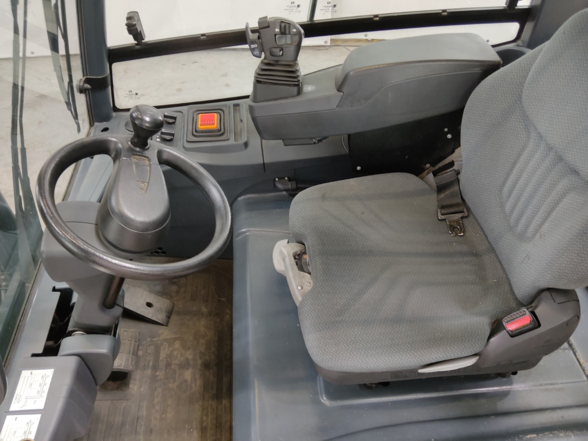 Jungheinrich EFG430S Electric 4-wheel forklift www.blackforxx.com