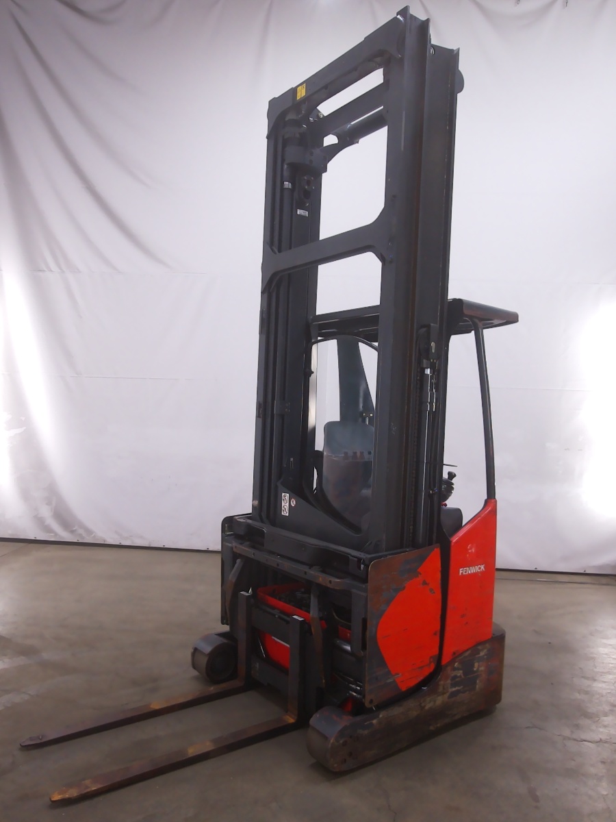 Linde R14X-03 Carrello retrattile www.blackforxx.com