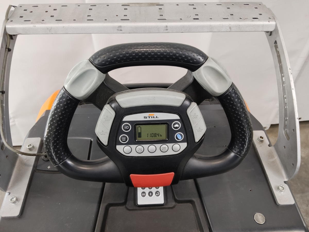 Still OPX-L12 Niederhubkommissionierer www.blackforxx.com