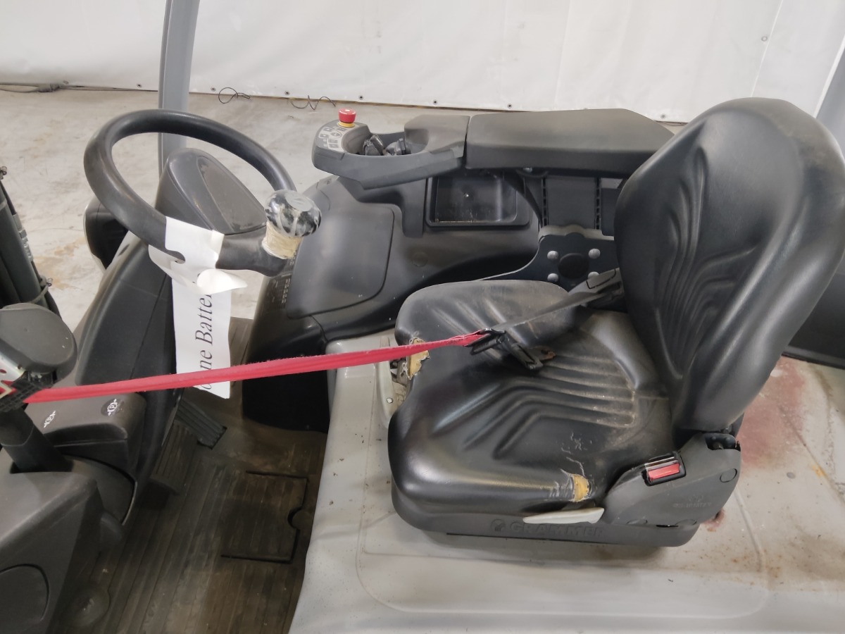 Still RX60-30 Elektryczny 4-kolowy www.blackforxx.com