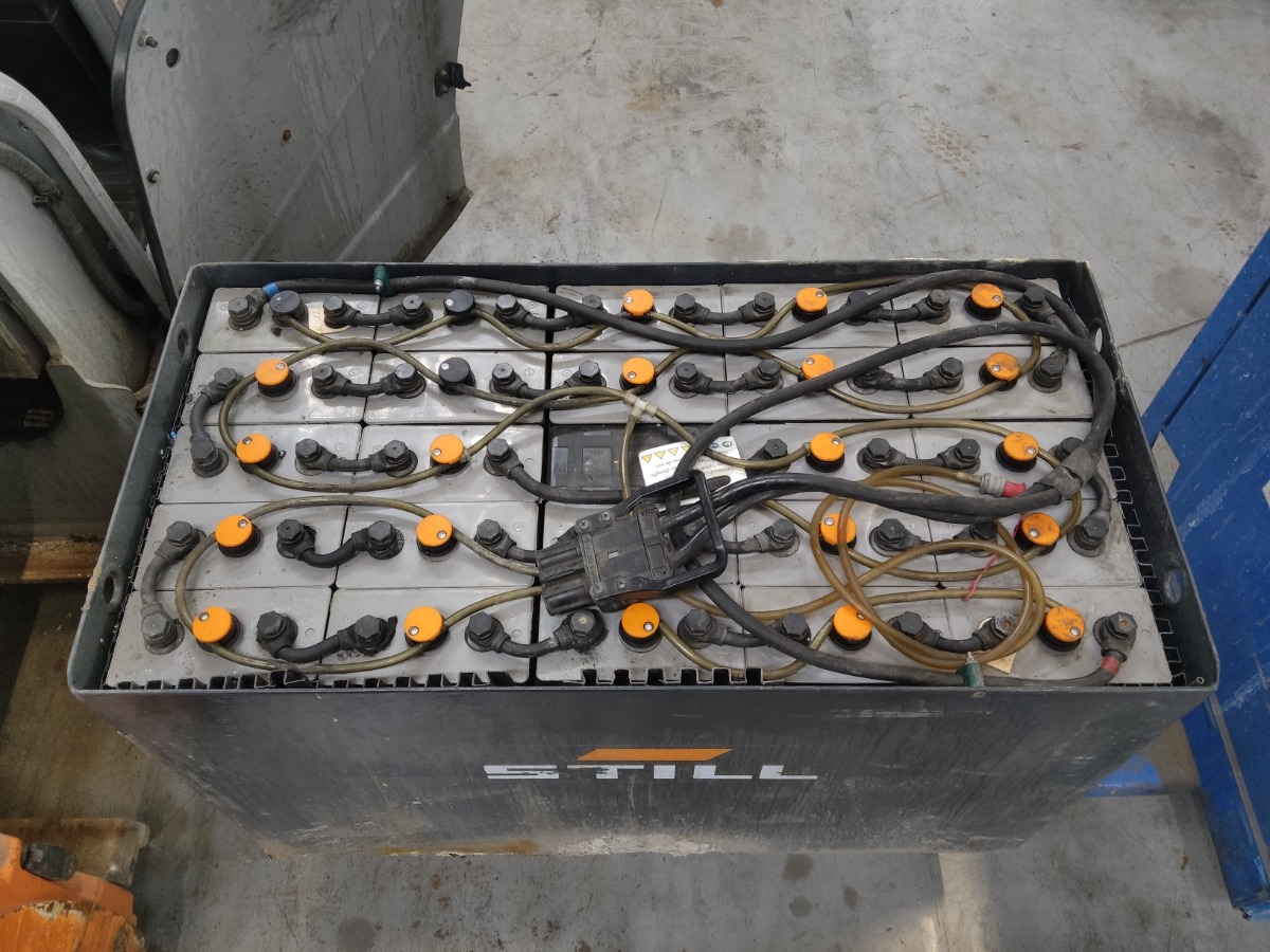 Still RX20-14 Elektro 3 Rad-Stapler www.blackforxx.com