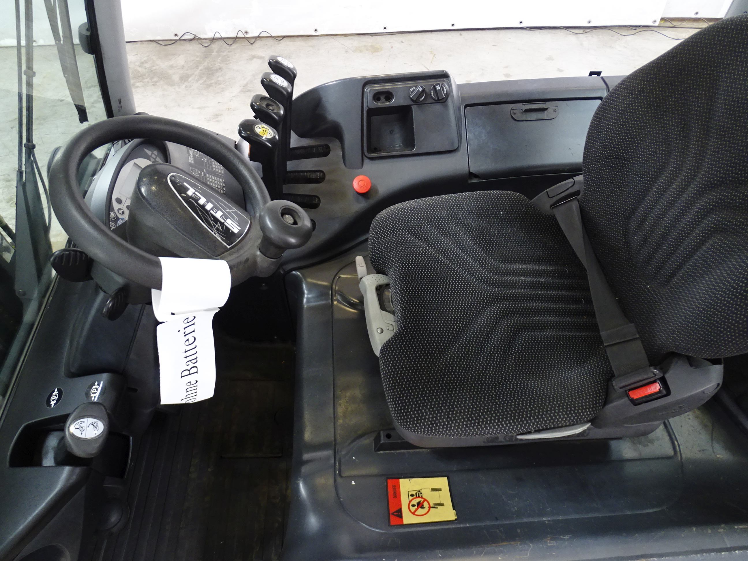 Still RX60-25 Elektrische 4-wieler www.blackforxx.com