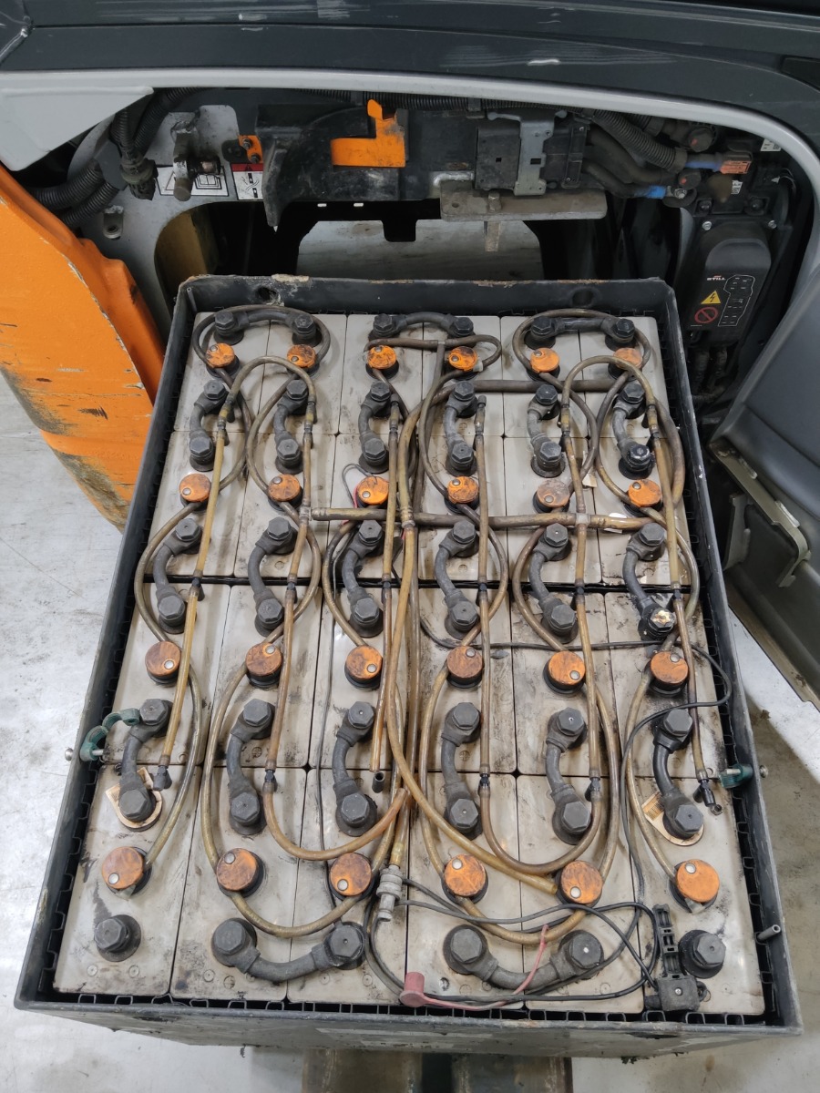 Still RX20-16 Elektro 3 Rad-Stapler www.blackforxx.com