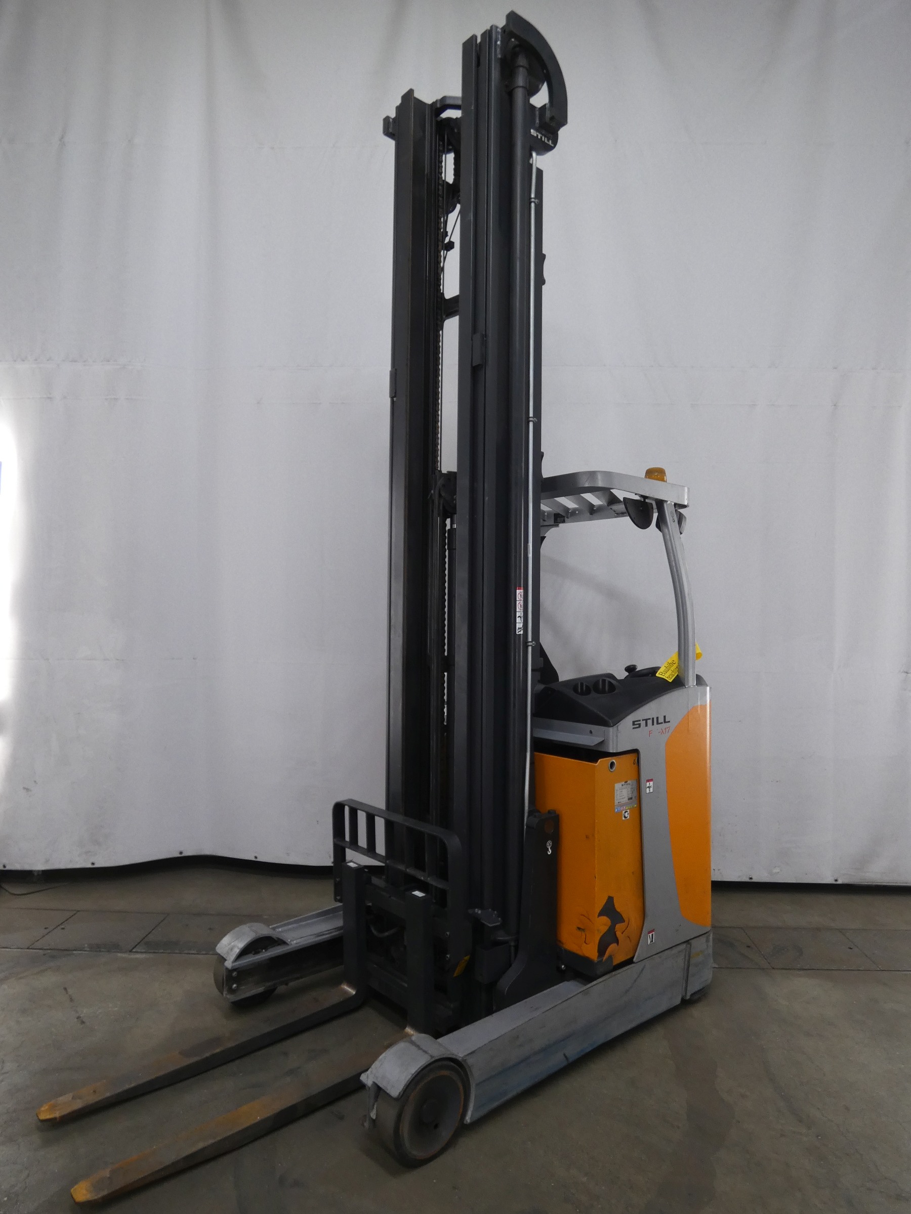 Still FM-X17 Reach Truck www.blackforxx.com
