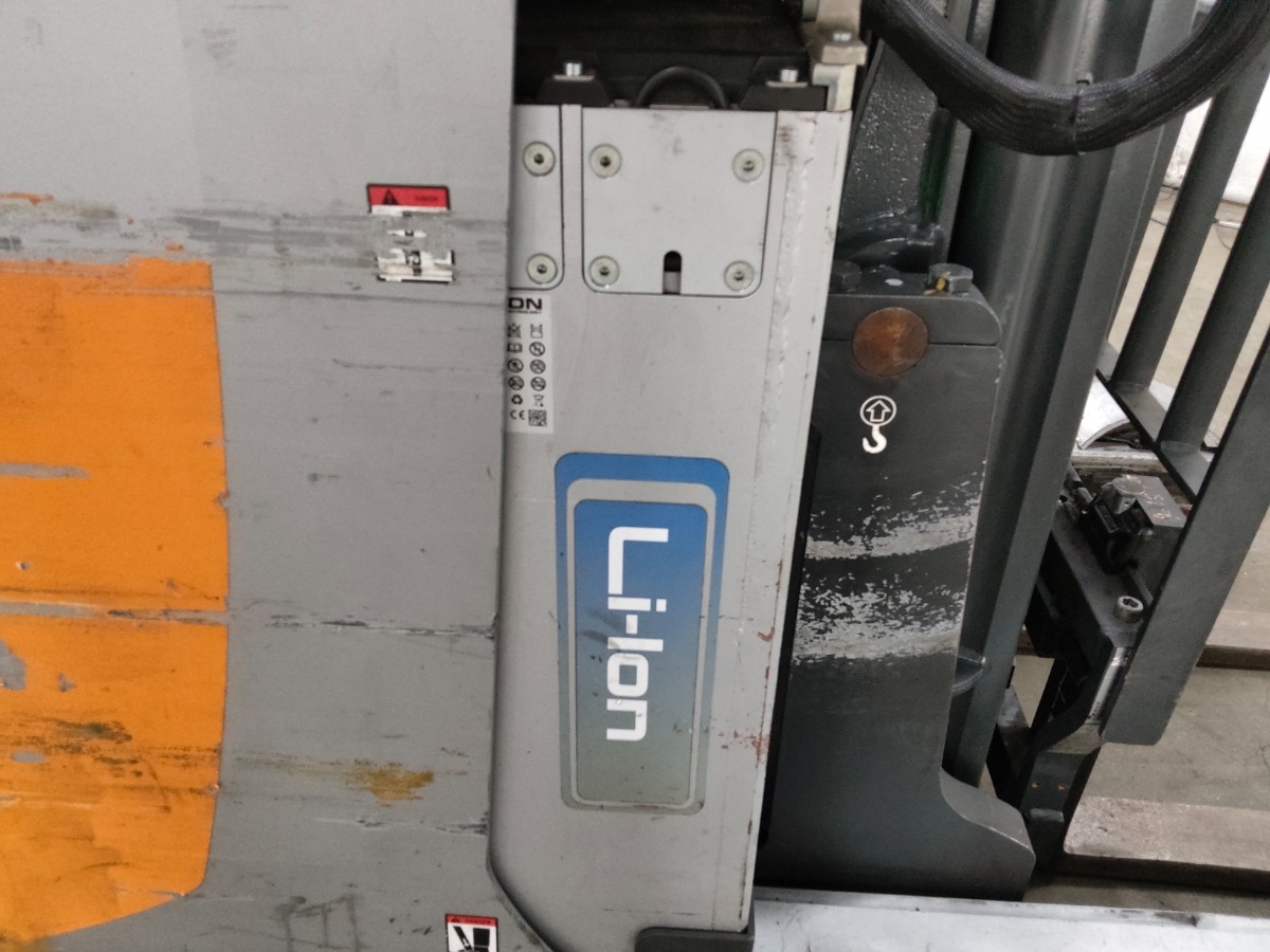 Still FM-X14/LIION Reach Truck www.blackforxx.com