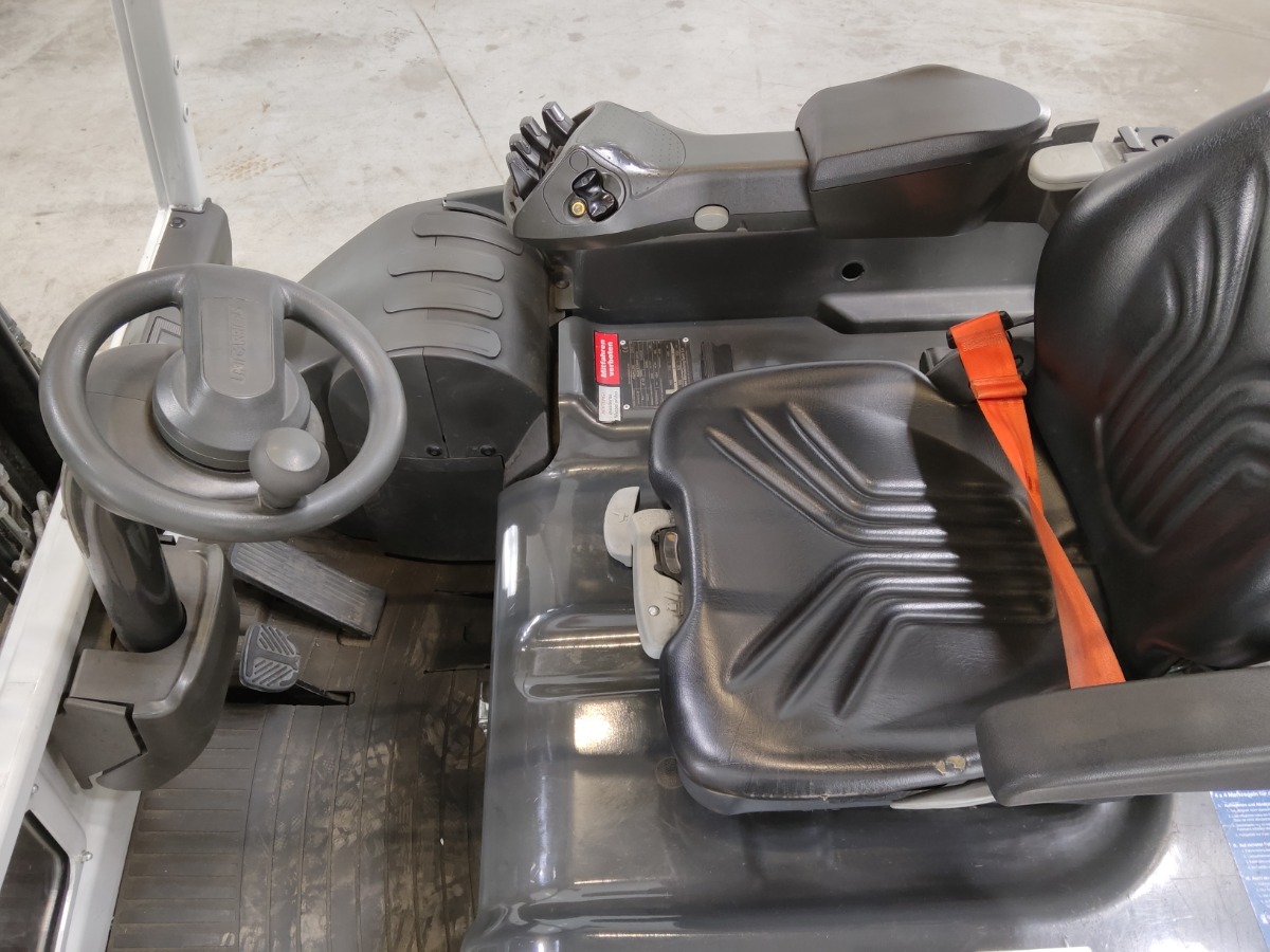 Weitere AG1N1L20Q/WAAGE Elektro 3 Rad-Stapler www.blackforxx.com