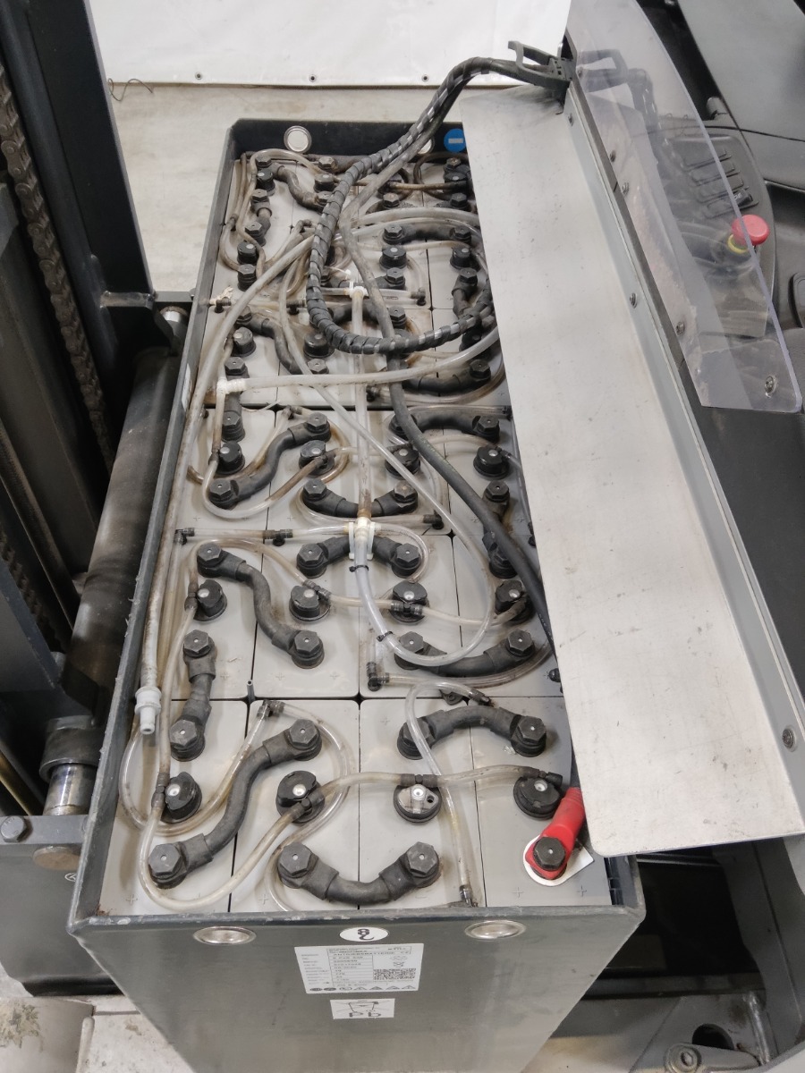 STILL FM-X17 Chariots � m�t r�tractable www.blackforxx.com