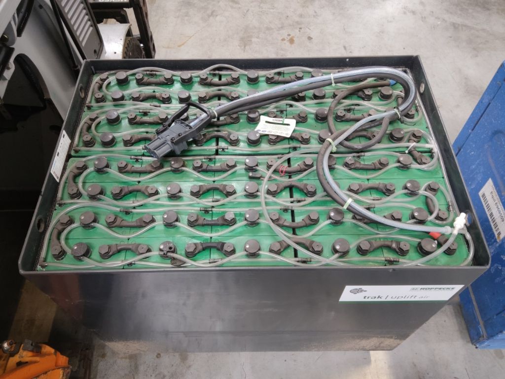 STILL RX60-25 Chariot �lectrique � 4 roues www.blackforxx.com